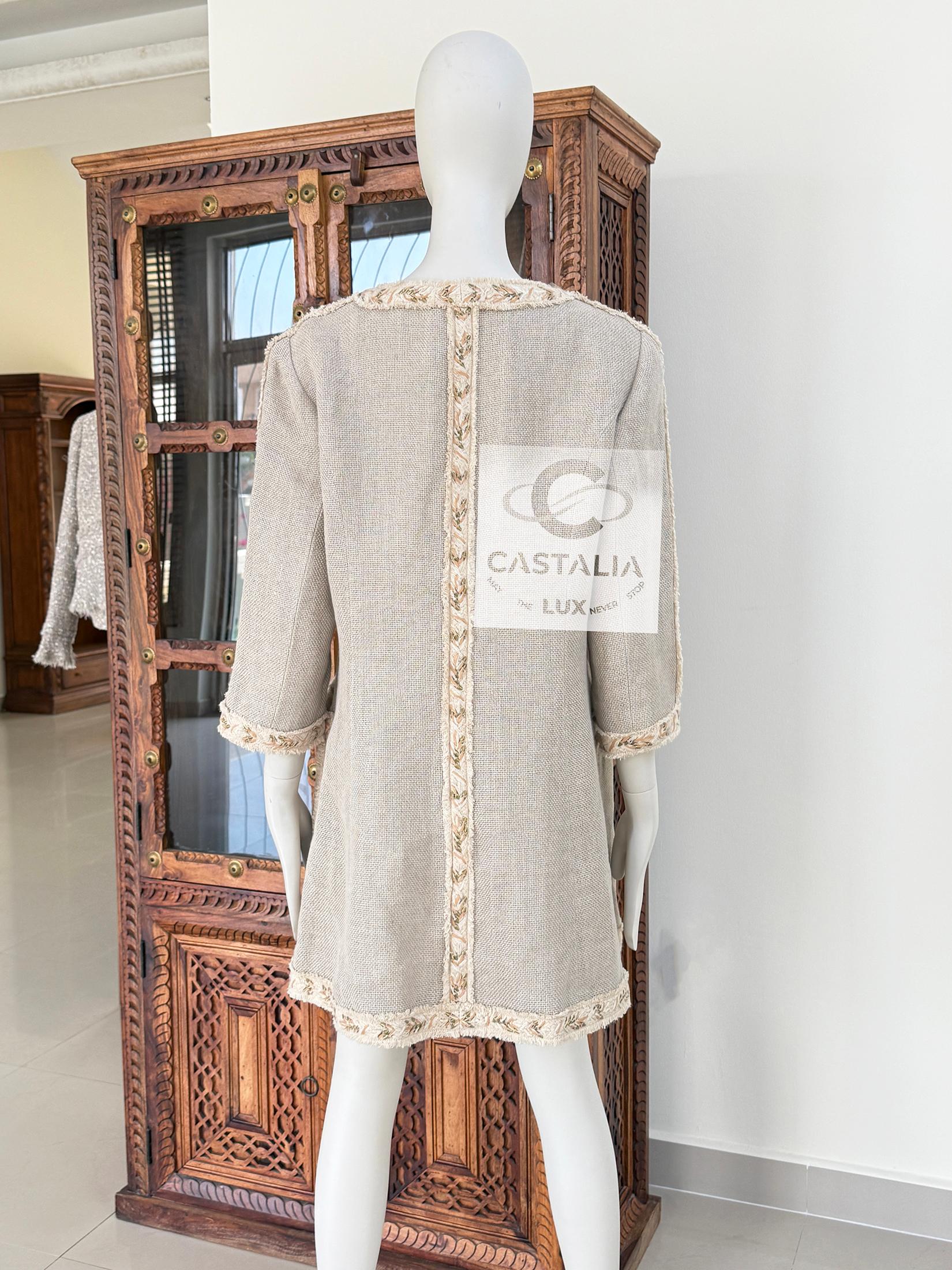 Chanel Rare 2010 CC Barrowwheel Buttons Beige Jacket 44 FR For Sale 11