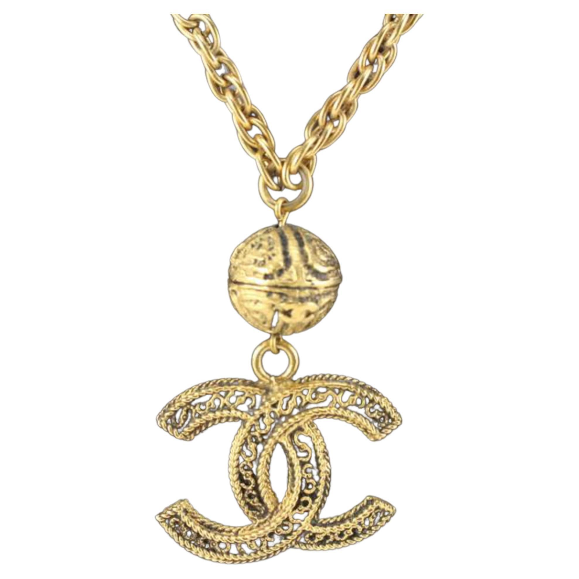 Chanel Rare 24k Gold Plated Filigree Ball CC Chain Necklace 36cc721s