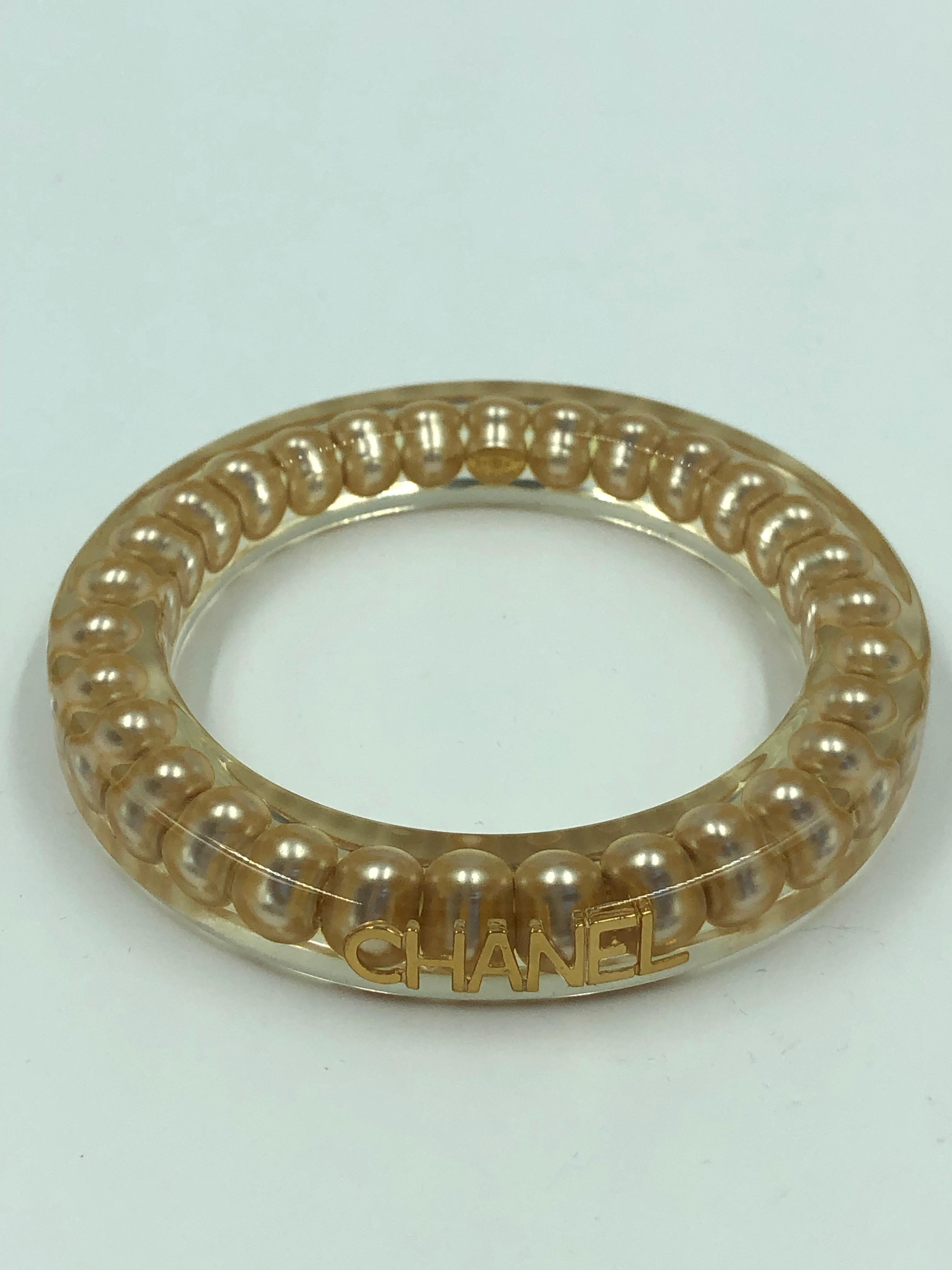 Chanel Rare Authentic Lucite Faux Pearl Bangle Bracelet In Good Condition For Sale In Los Angeles, CA