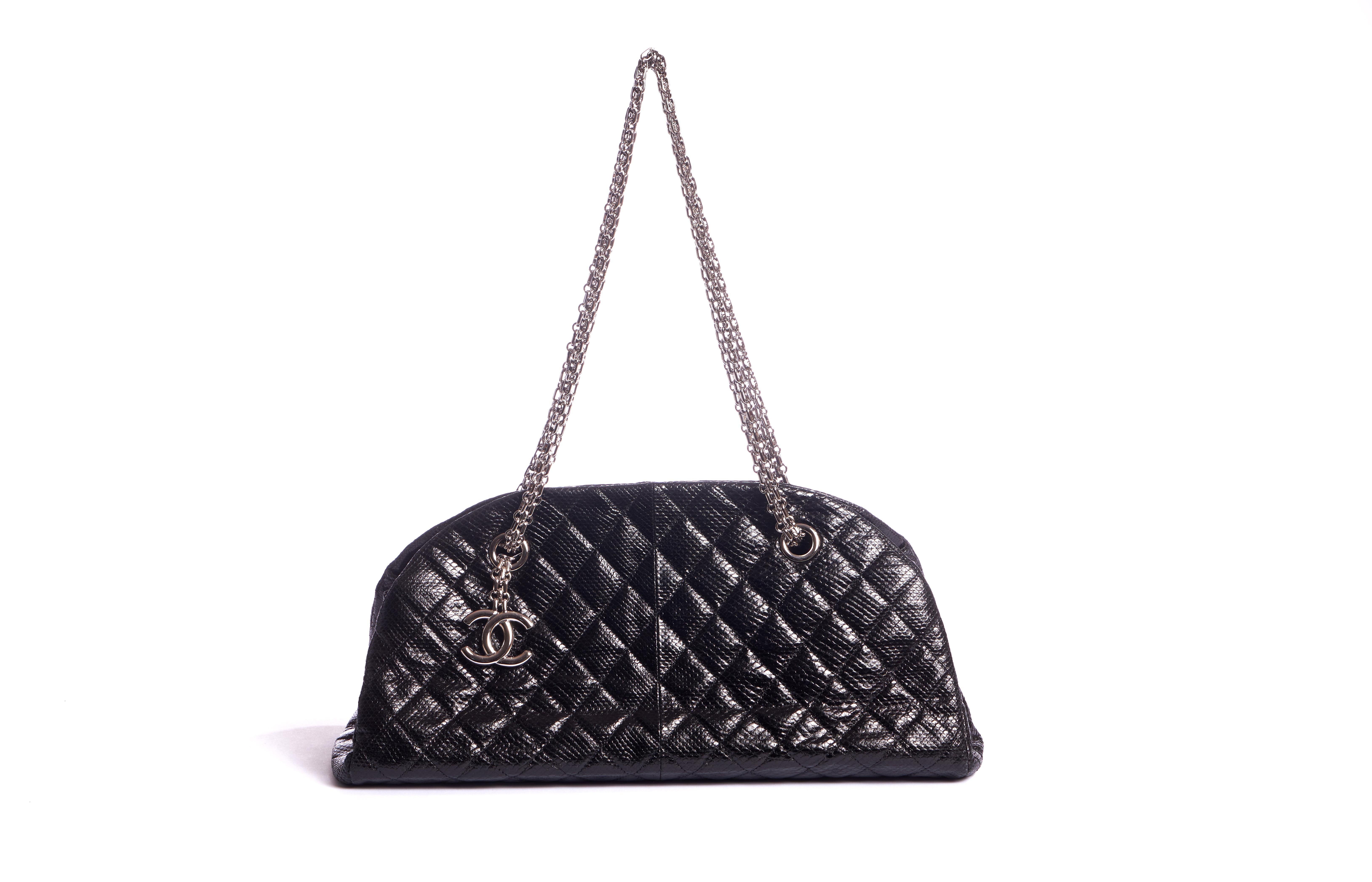 Chanel rare black lizard shoulder bag with dangling logo. Collection 2011/2011. Comes with hologram and original dust cover.