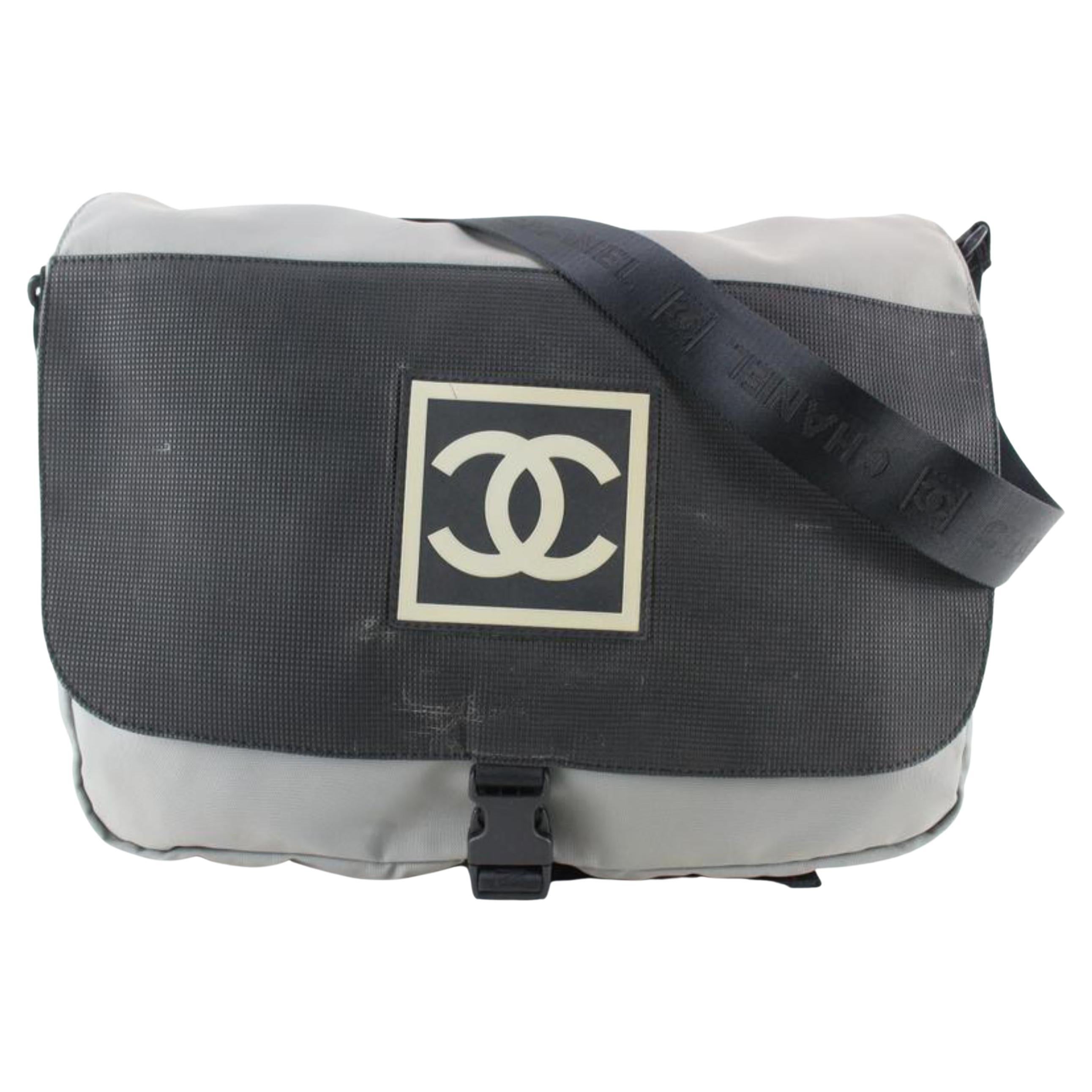 Chanel Rare Black x Grey Sports Logo Messenger Crossbody 61cc77s For Sale