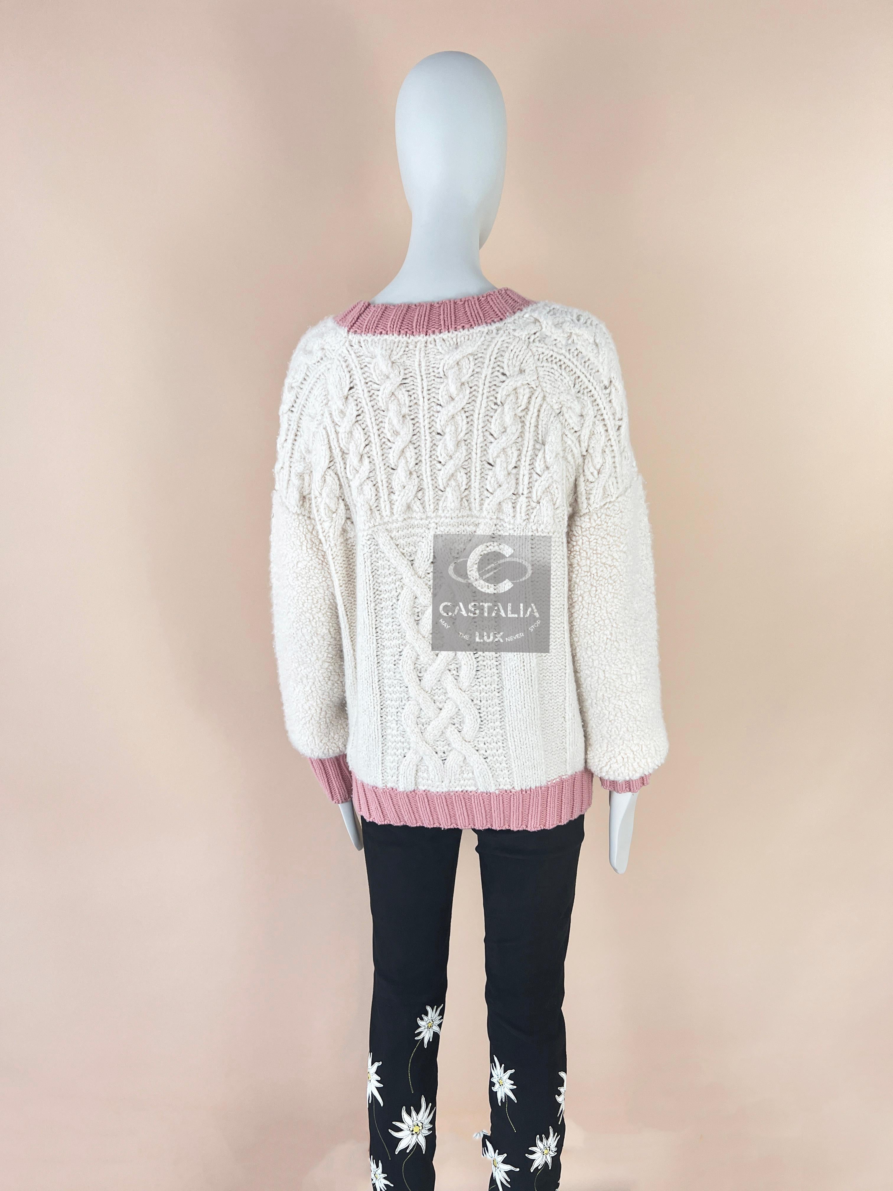 Chanel Rare Cara Delevingne Style Teddy Sleeves Cashmere Jumper 34 FR For Sale 5