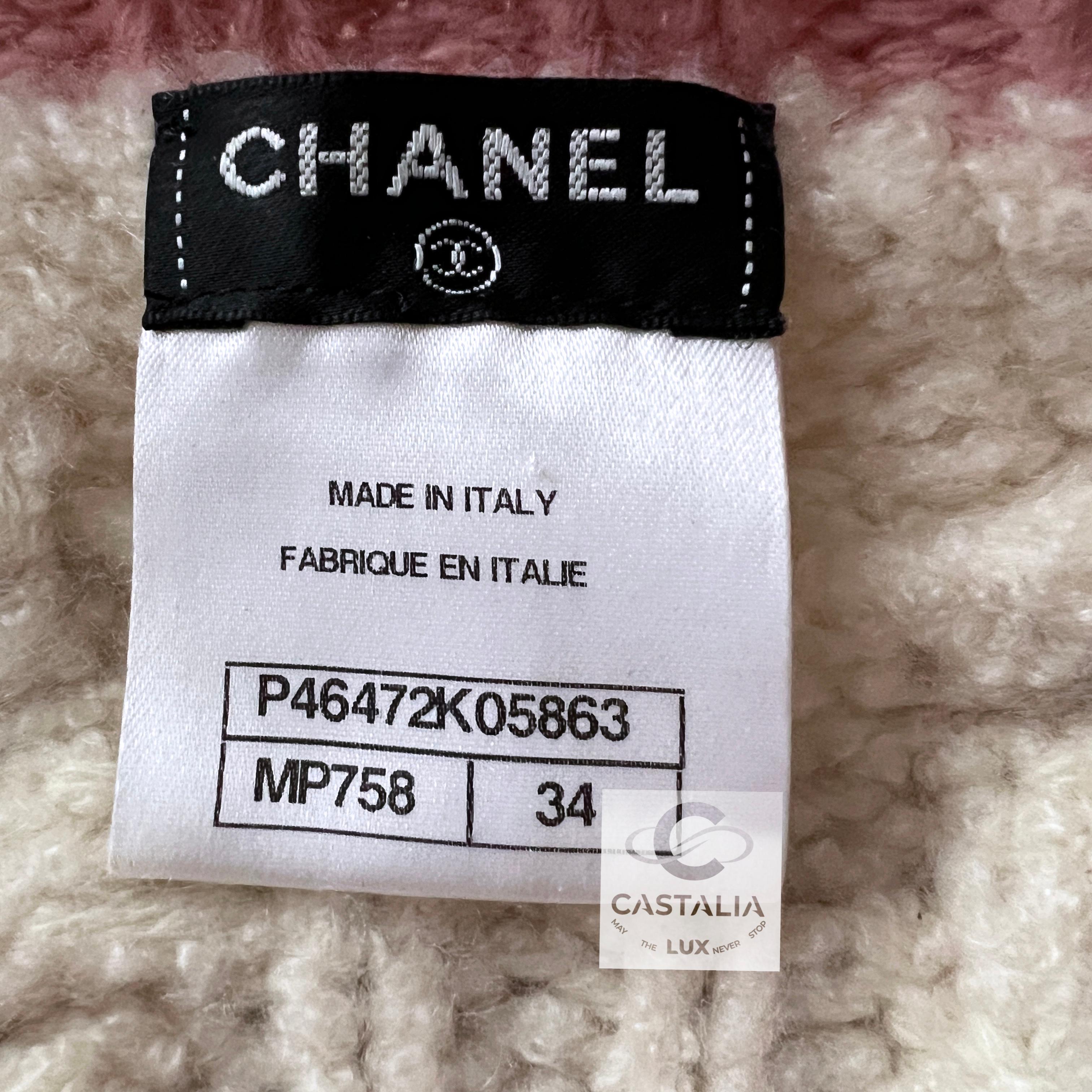 Chanel Rare Cara Delevingne Style Teddy Sleeves Cashmere Jumper 34 FR For Sale 6