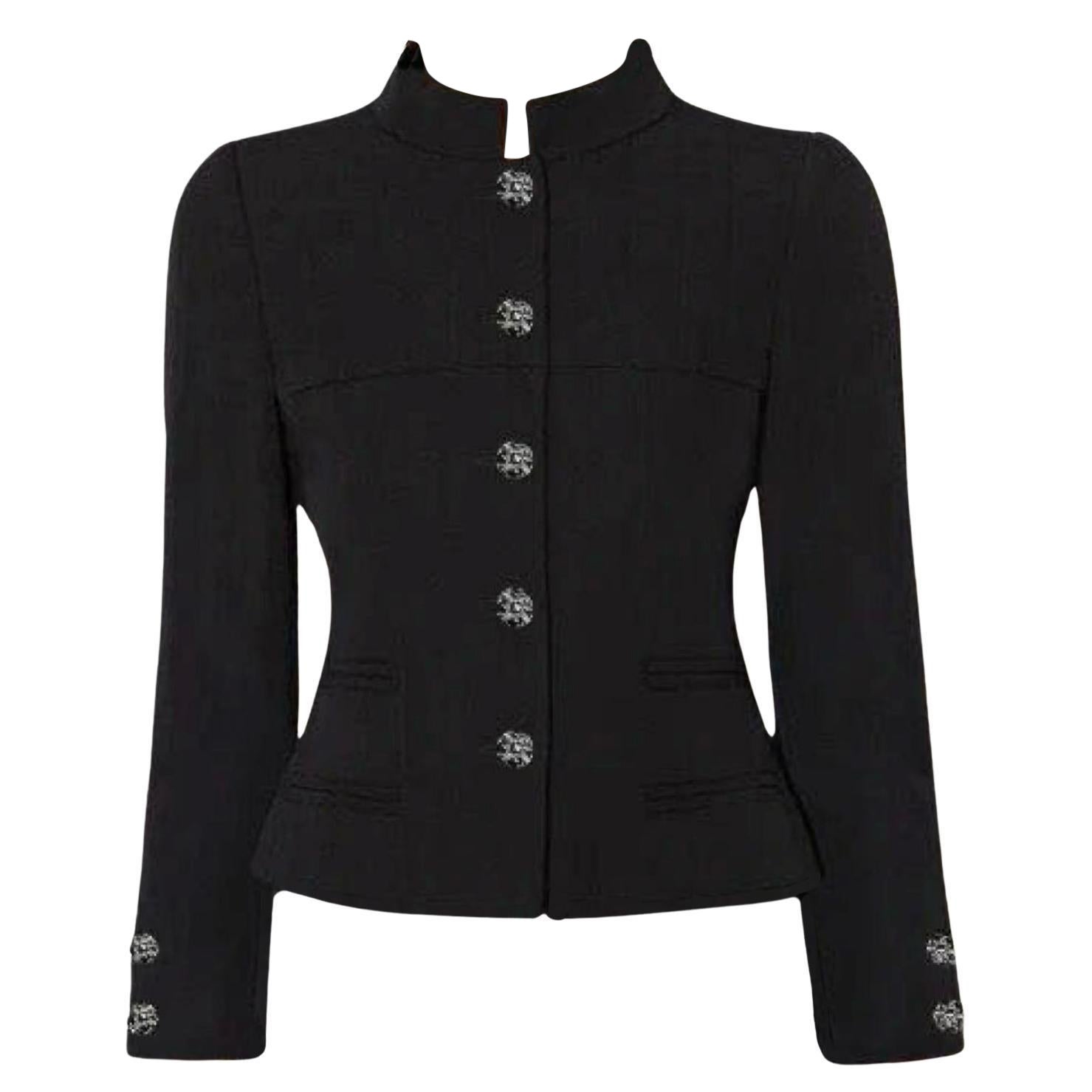 Chaqueta negra acolchada de CHANEL con botones Gripoix y efecto CC, talla 36 FR