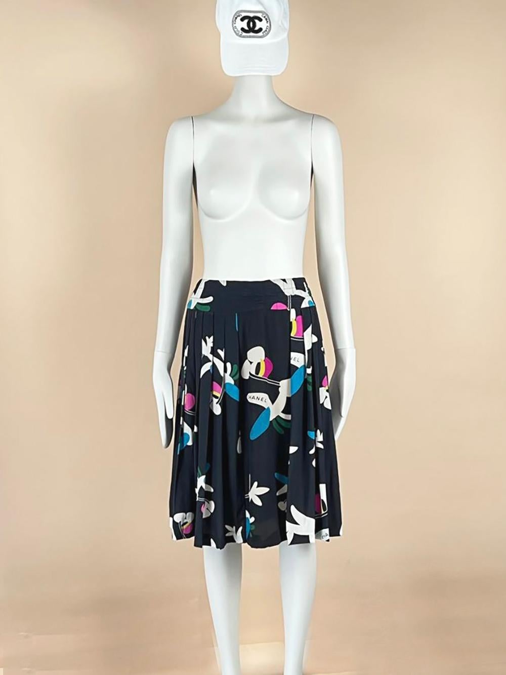 Chanel Rare CC Planes Quilted Details Skirt For Sale 1