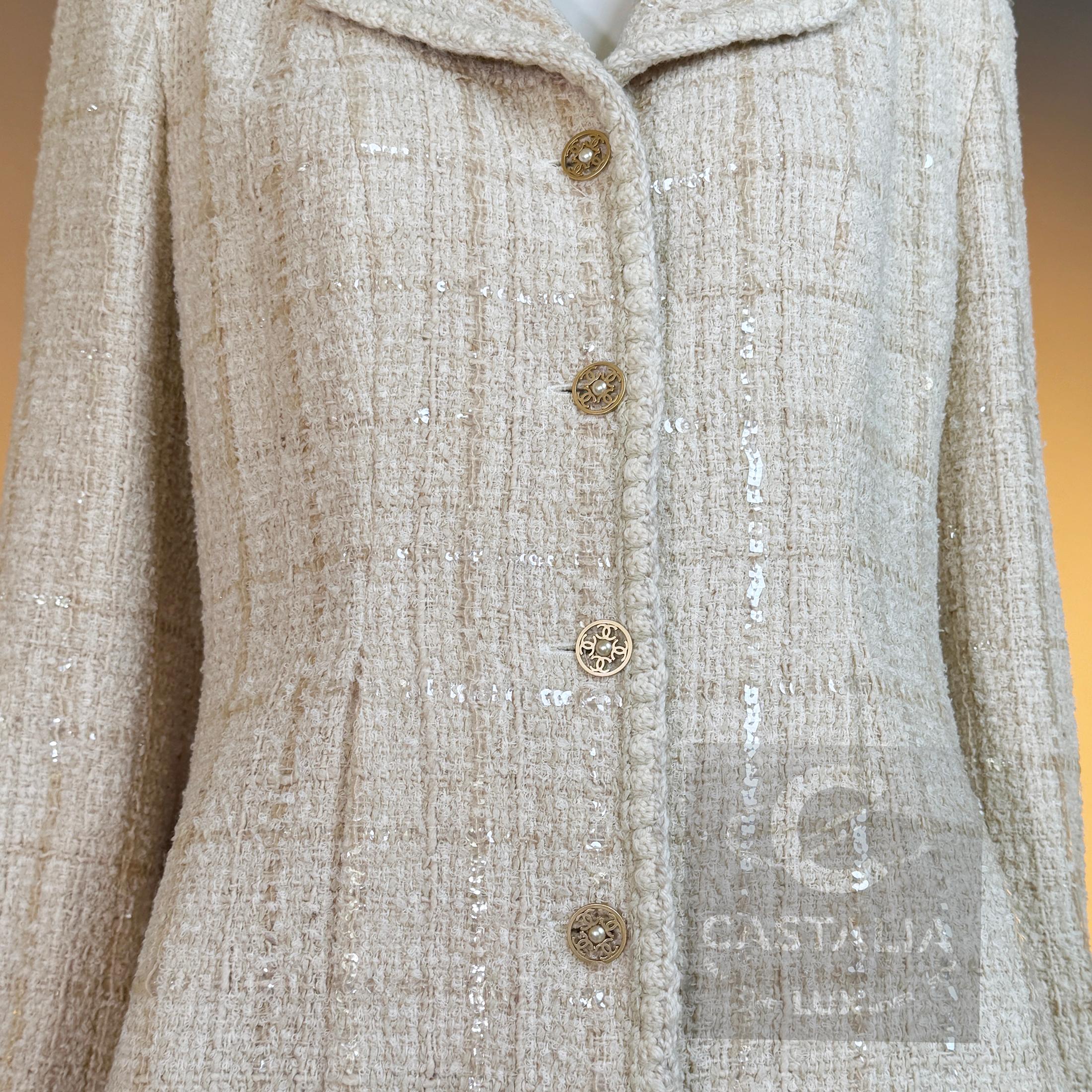CHANEL Rare Collectible Beige Sequin Tweed Jacket 48 FR in vendita 3