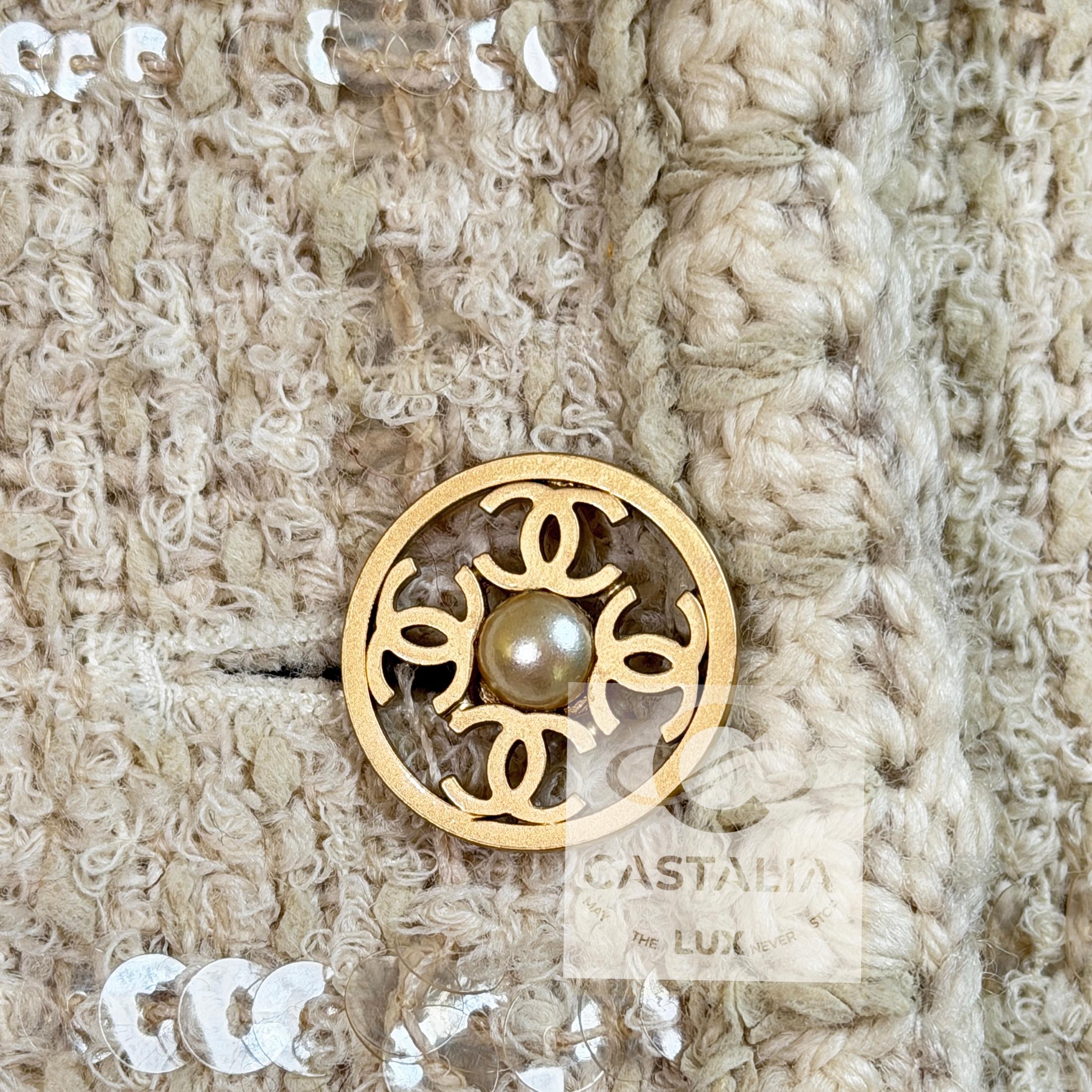 CHANEL Rare Collectible Beige Sequin Tweed Jacket 48 FR in vendita 5