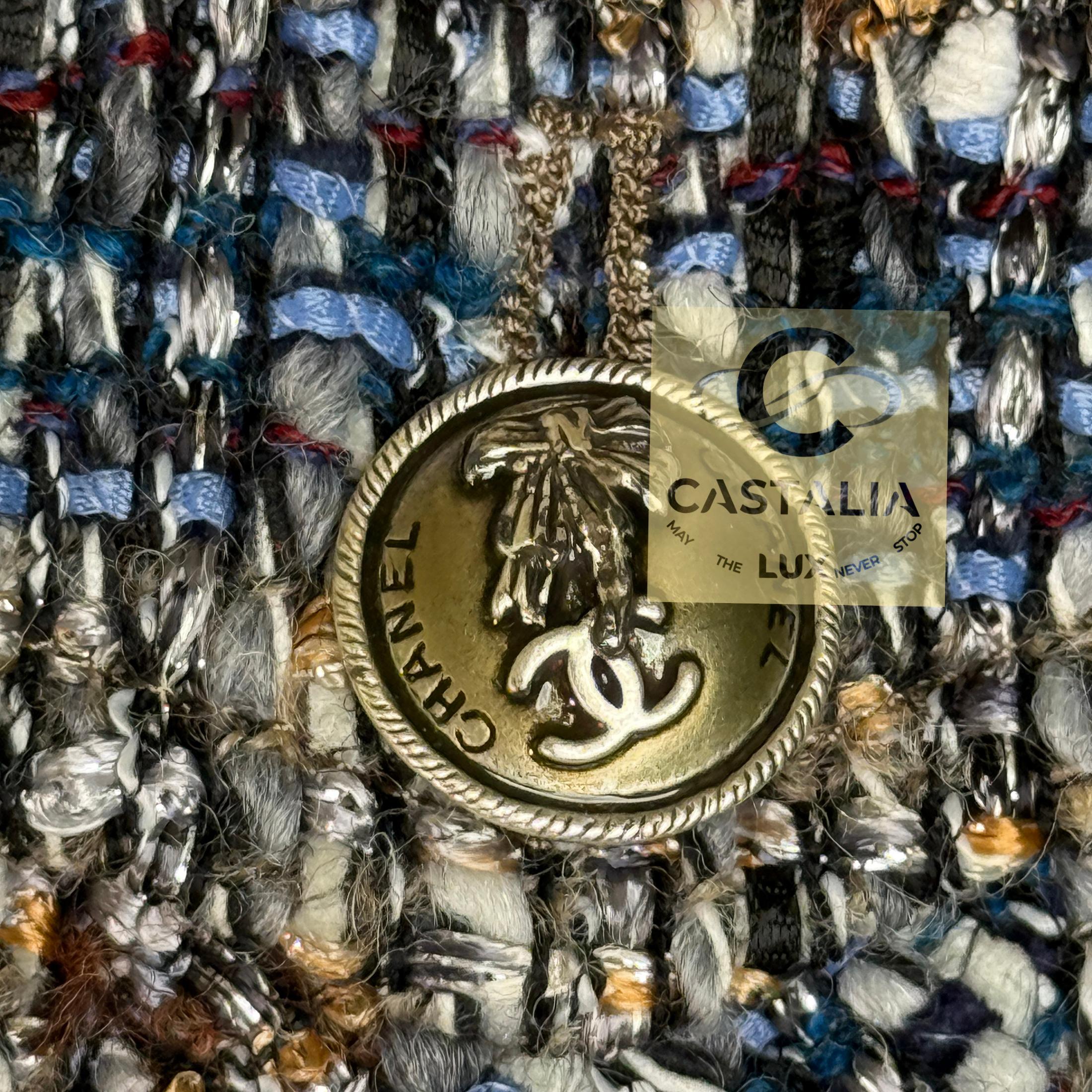 Chanel Rara Giacca in Tweed da Collezione 38 FR in vendita 1