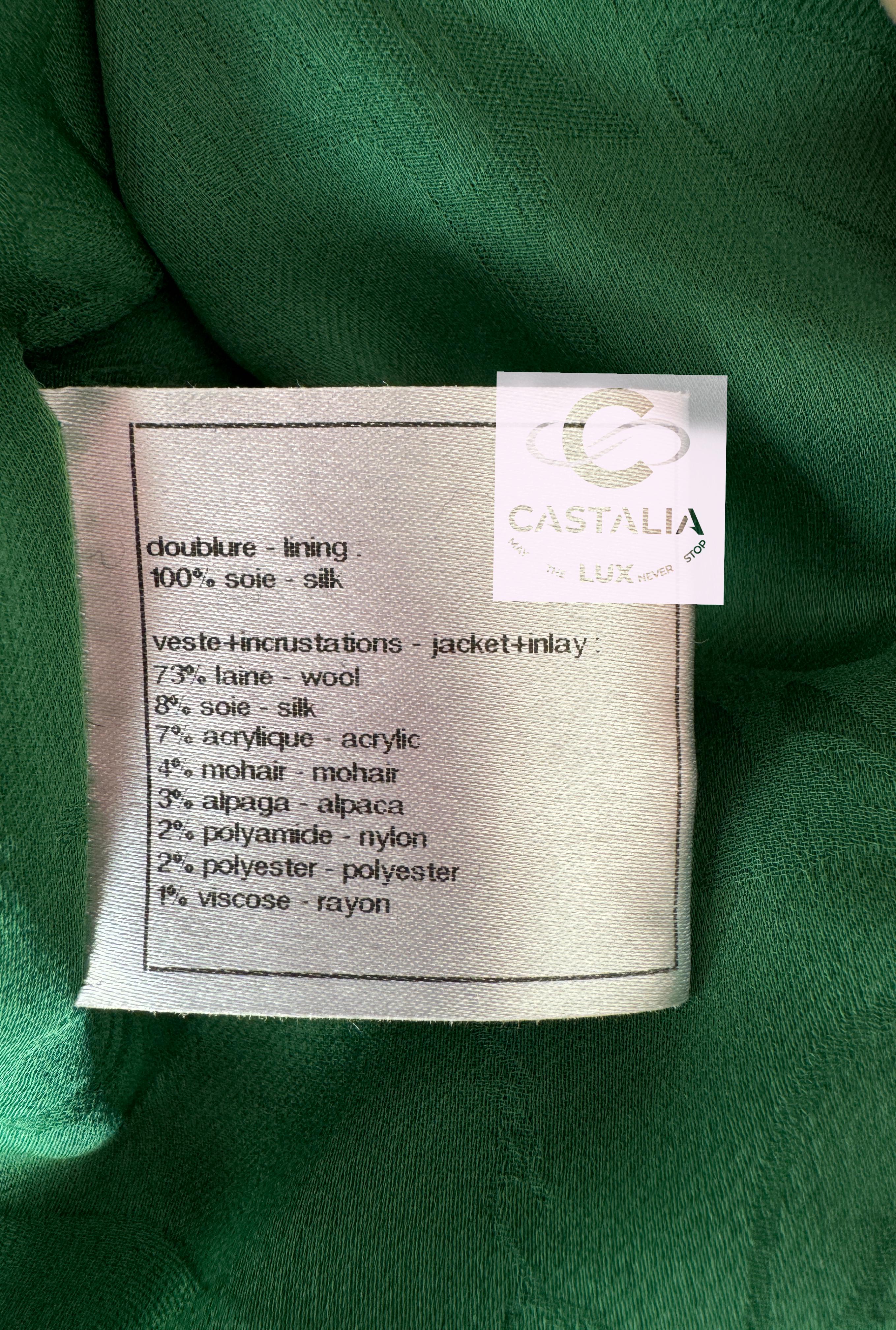 Chaqueta de tweed verde esmeralda Chanel Rare Collectors 12