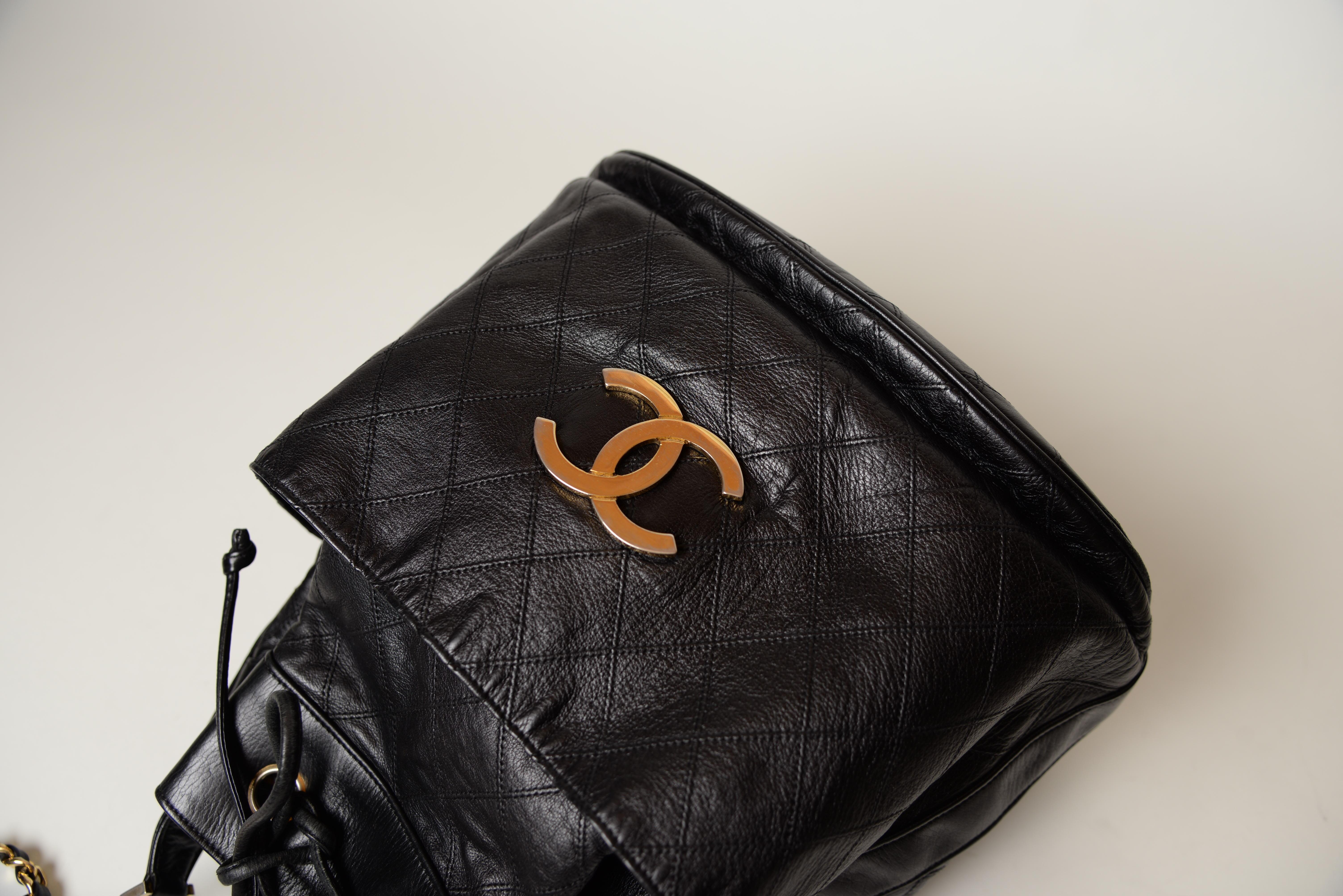 Chanel Rare Drawstring Bucket Bag Vintage Black 3