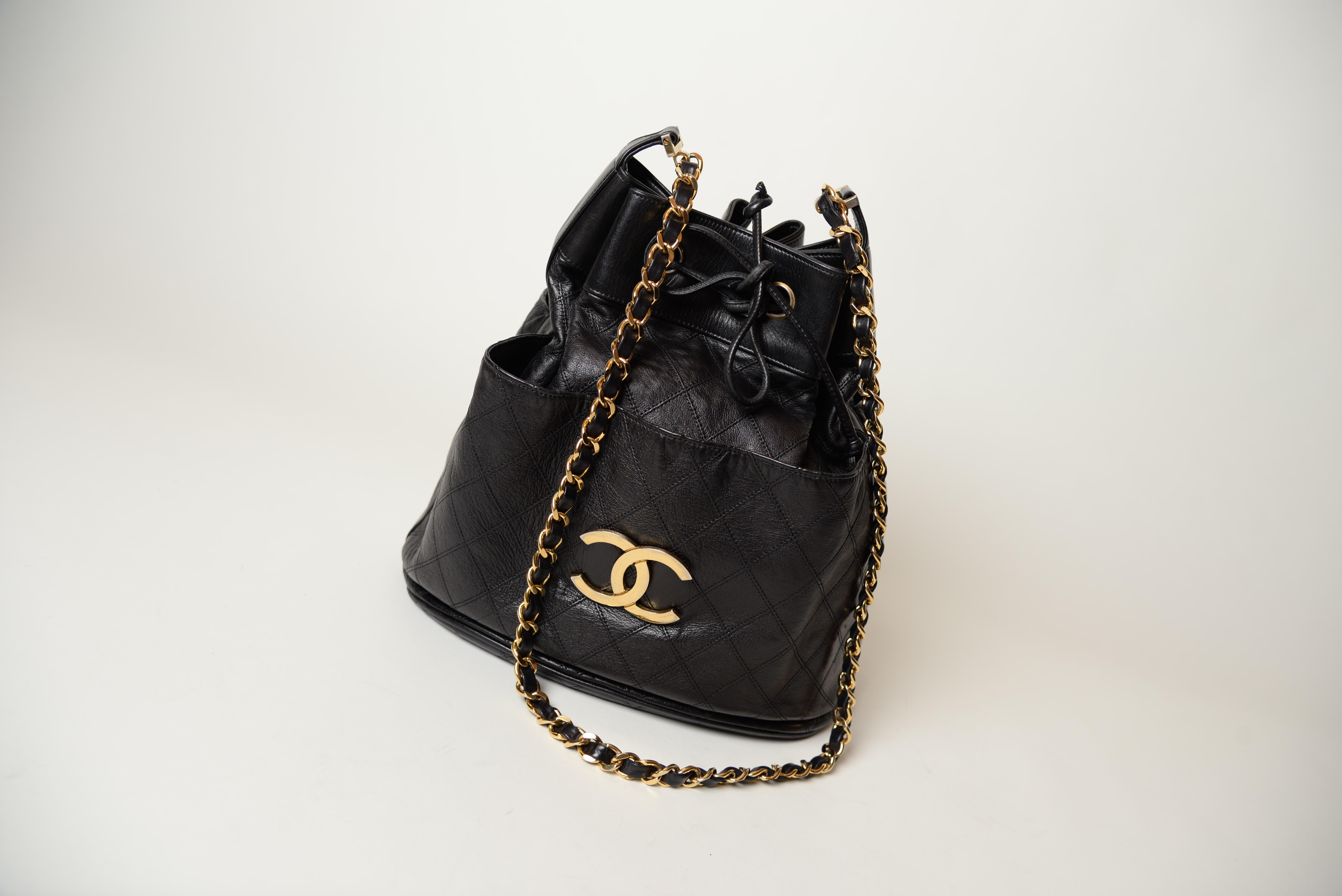 Chanel Rare Drawstring Bucket Bag Vintage Black 2