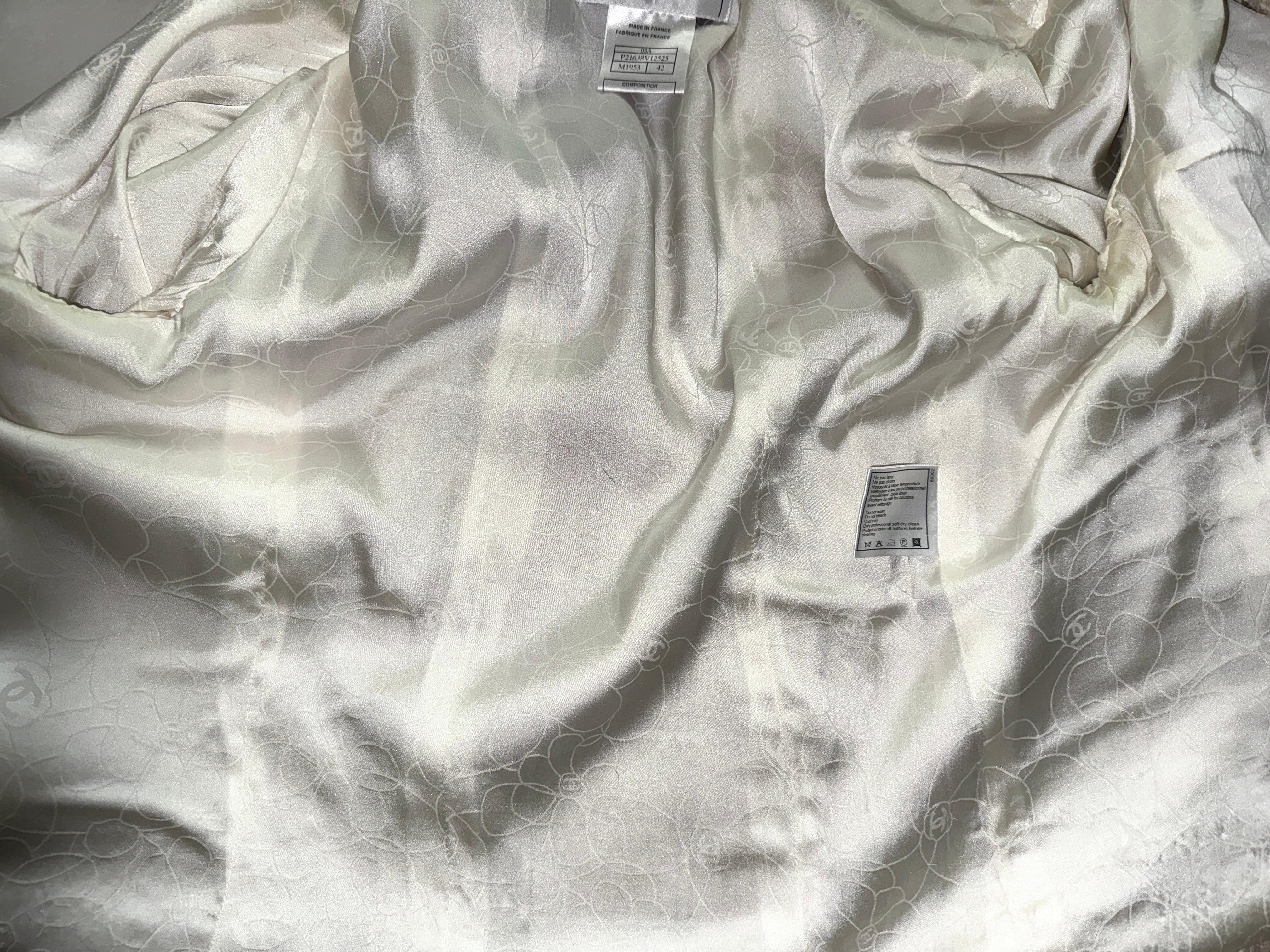 CHANEL Rare Fantasy TweednSequins Trimmed Jacket Skirt Suit Ensemble 42 For Sale 6