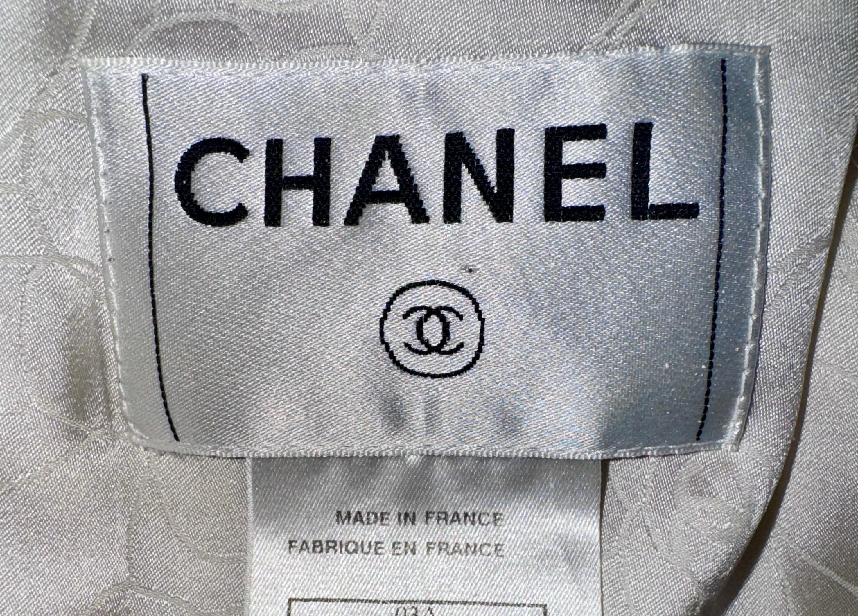 CHANEL Rare Fantasy TweednSequins Trimmed Jacket Skirt Suit Ensemble 42 For Sale 7
