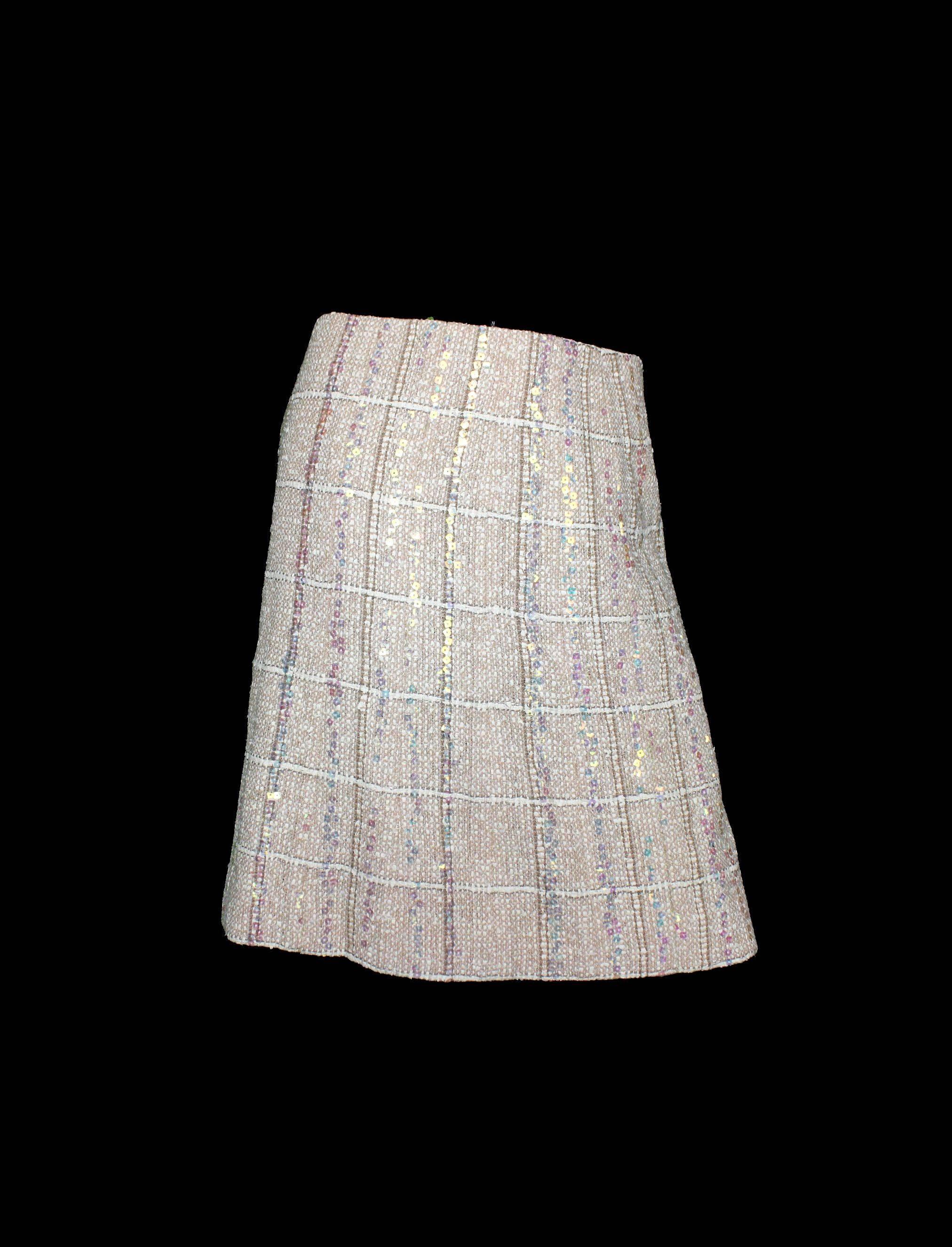 CHANEL Rare Fantasy TweednSequins Trimmed Jacket Skirt Suit Ensemble 42 For Sale 1