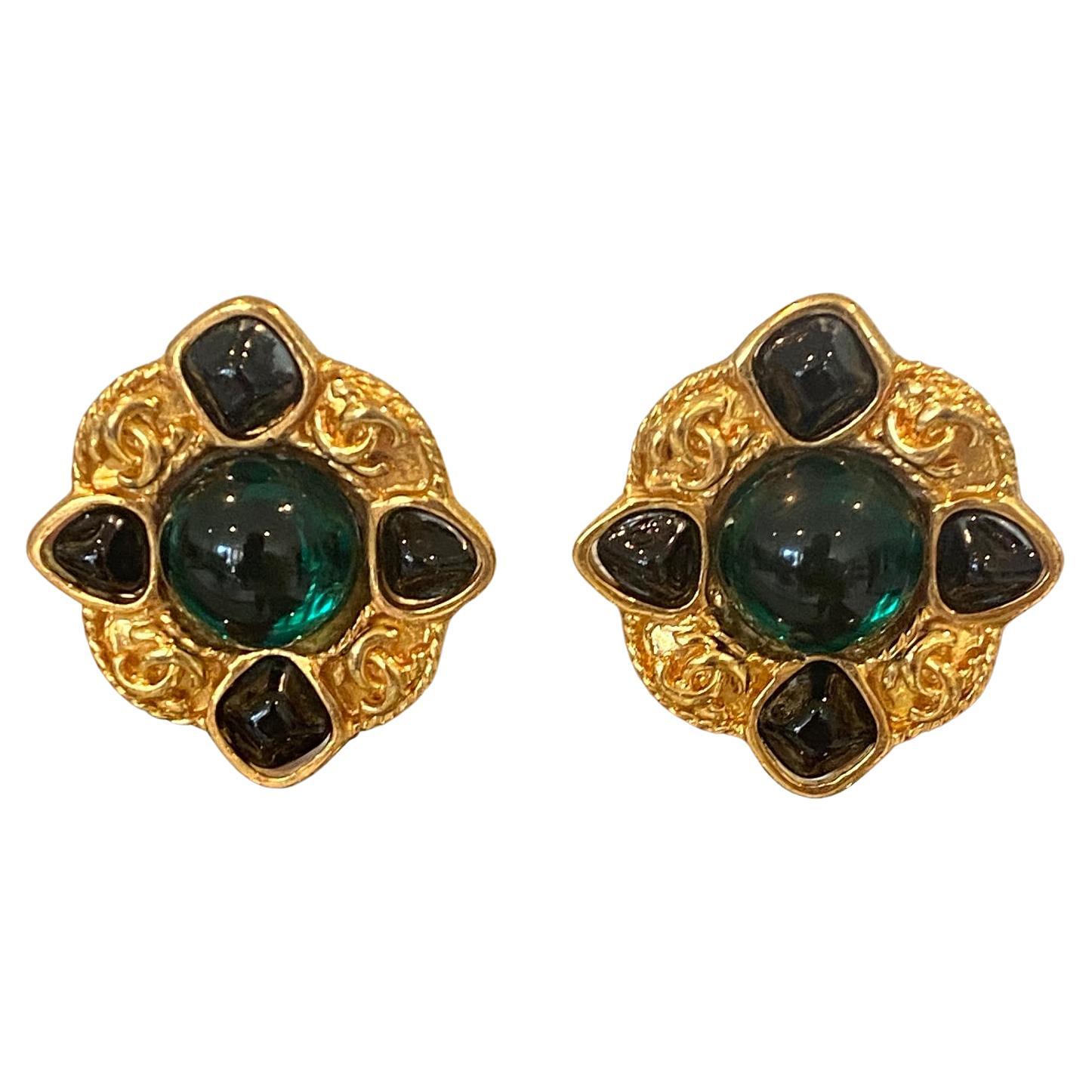 Chanel Rare glass Gripoix 1995 clip on earrings For Sale