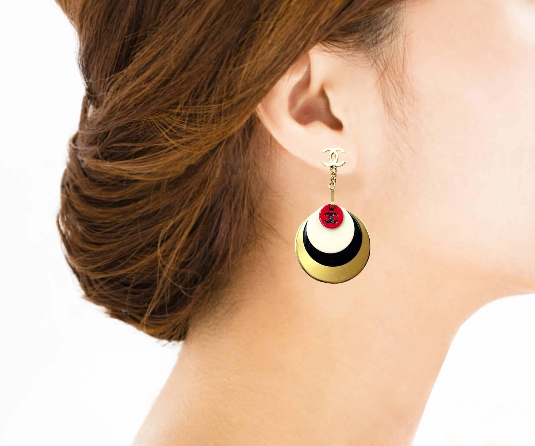 chanel ohrringe schwarz gold