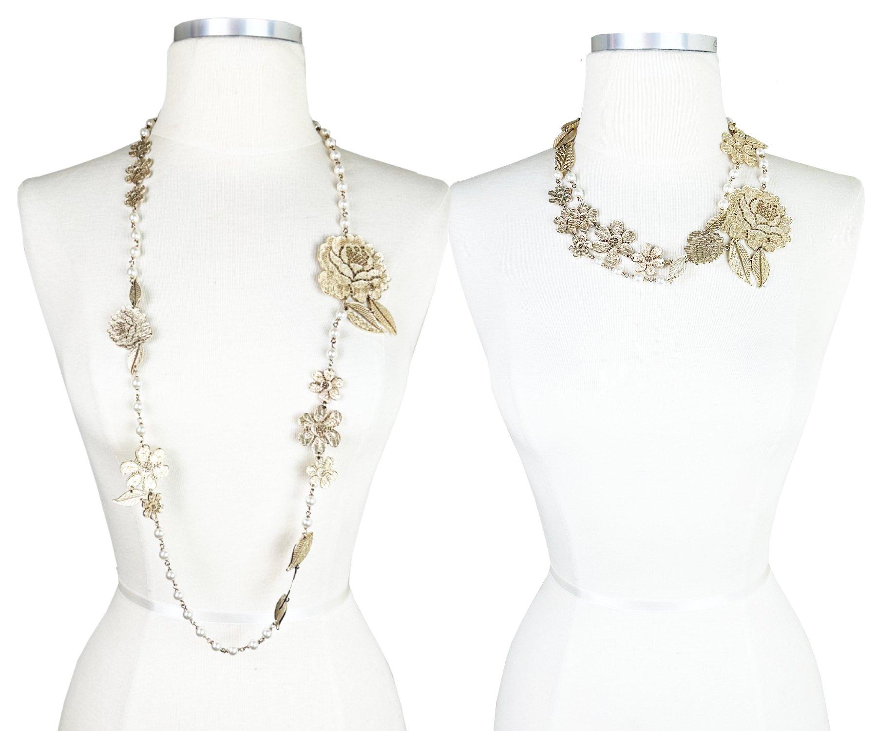 Chanel Raro Collar Largo Flor Perla Encaje Oro en Excelente estado para la venta en Pasadena, CA
