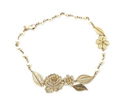 Chanel Rare Gold Lace Flower Pearl Short Necklace