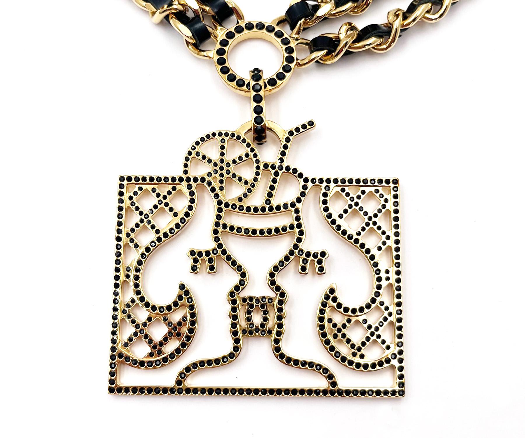 Artisan Chanel Rare Gold Plated Kissing Faces CC Black Crystal Necklace For Sale