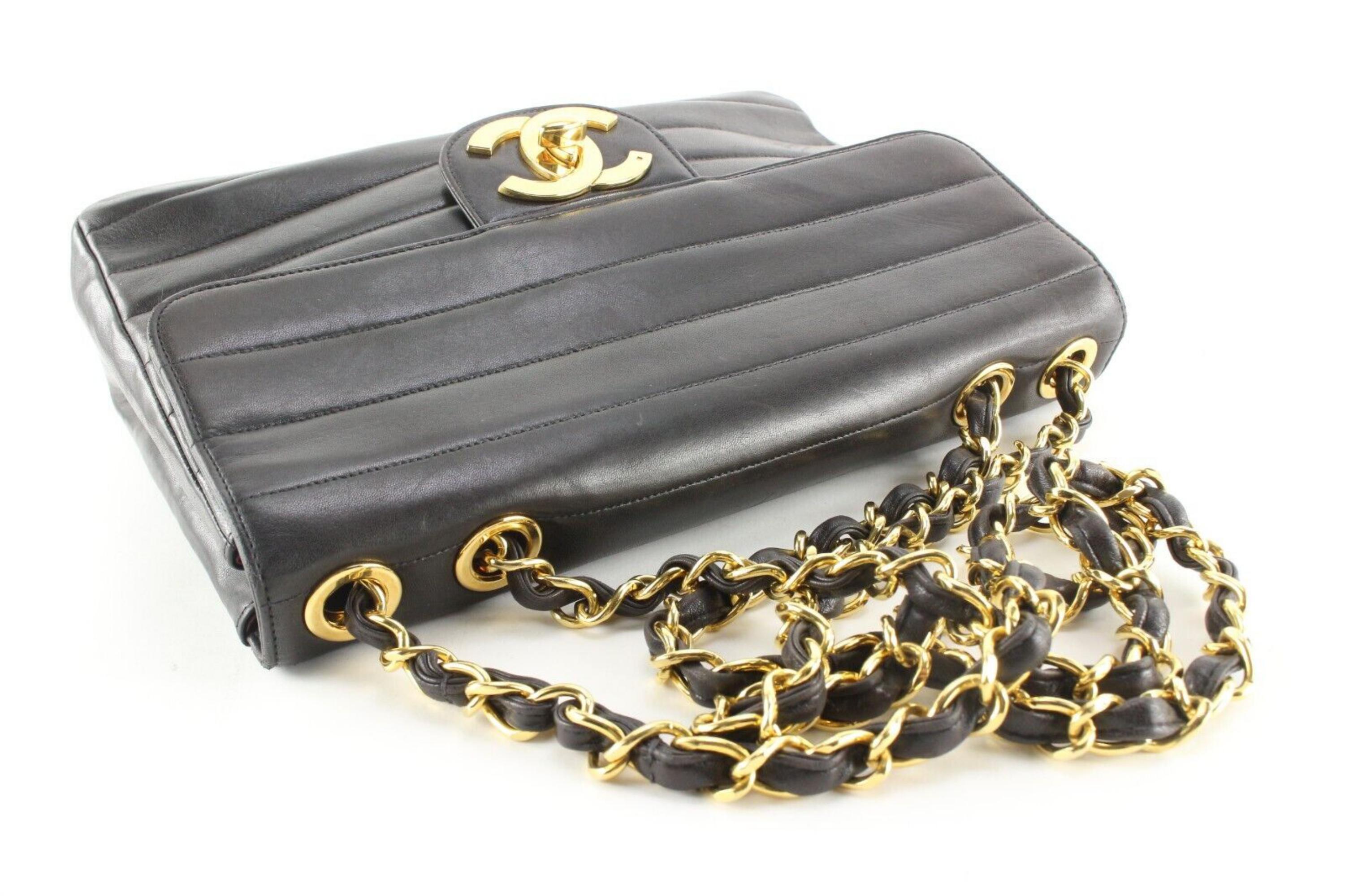 Chanel Rare Horizontal Quilted Black XL Jumbo Flap 24K Plated GHW 1CK0301 For Sale 4