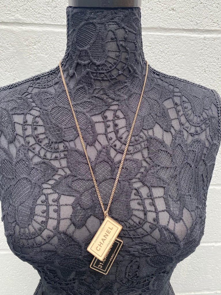 Chanel Medallion Gold Double Chain Pendant Necklace 67954
