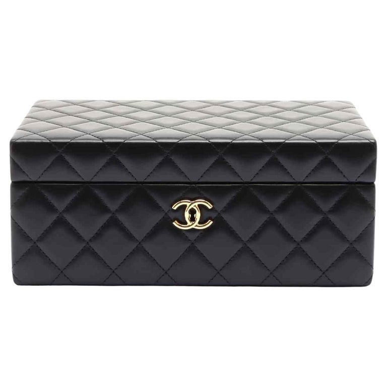 Chanel Box Decor - 14 For Sale on 1stDibs