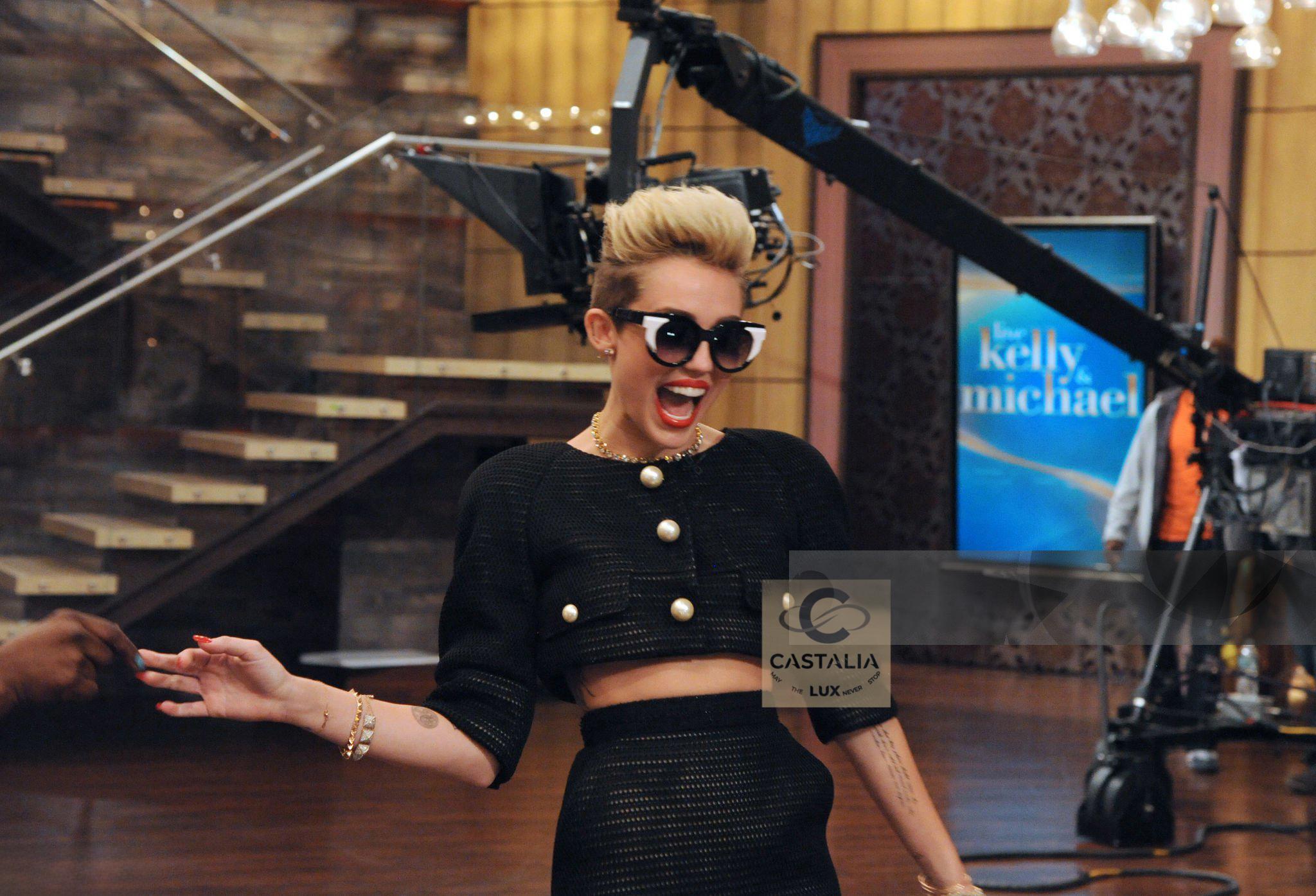 CHANEL Raro Traje Negro Provocativo Estilo Miley Cyrus 34 FR en venta 2