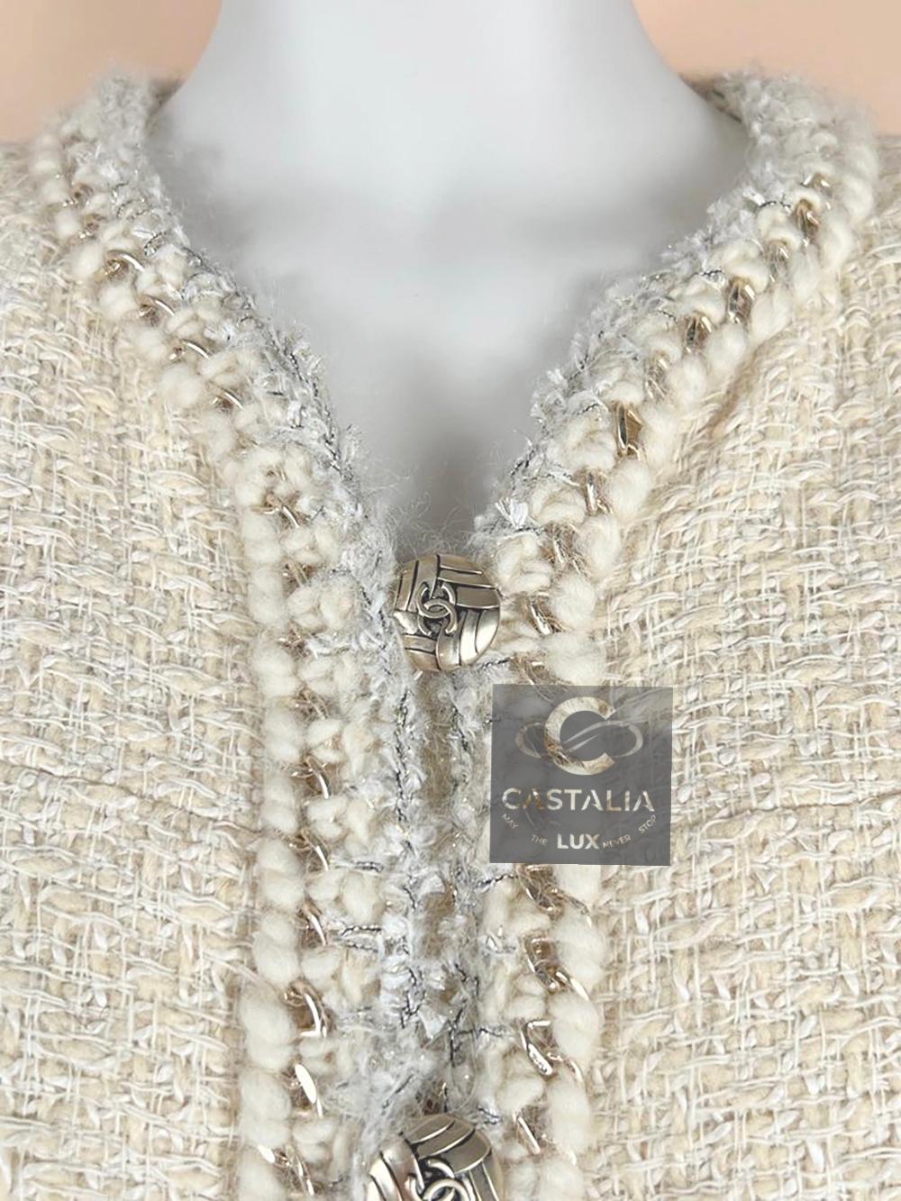Chanel Raro Vestido de Tweed con Cadena Metálica Estilo Miranda Kerr 44 FR en venta 1