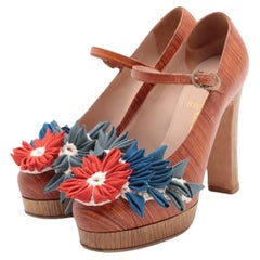 Chanel Seltene mehrfarbige florale Holz-Pumps mit Blumenmuster Limitierte Auflage