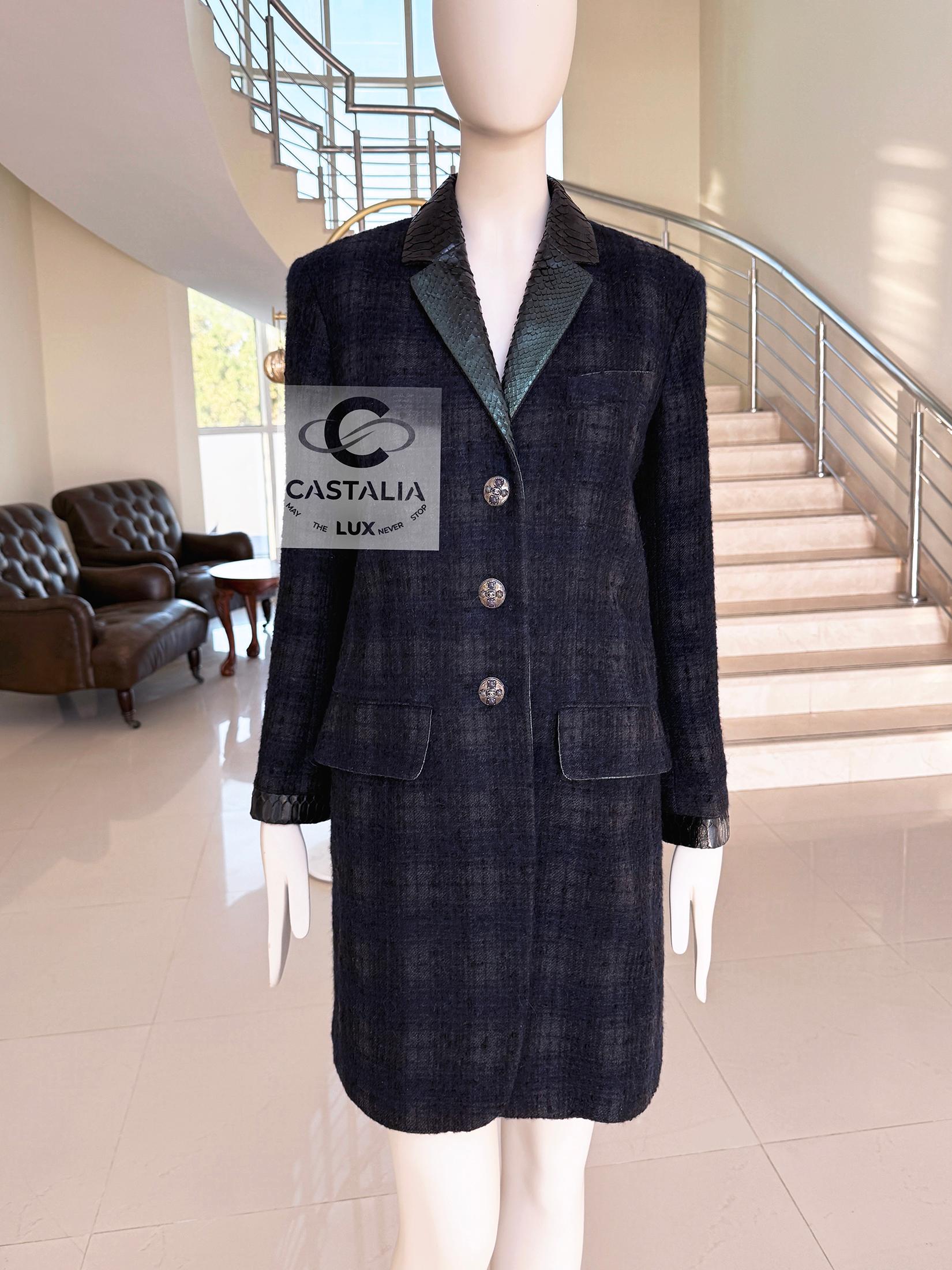 Chanel Rare Paris / Edinburgh CC Gripoix Buttons Tweed Jacket 36 FR For Sale 7