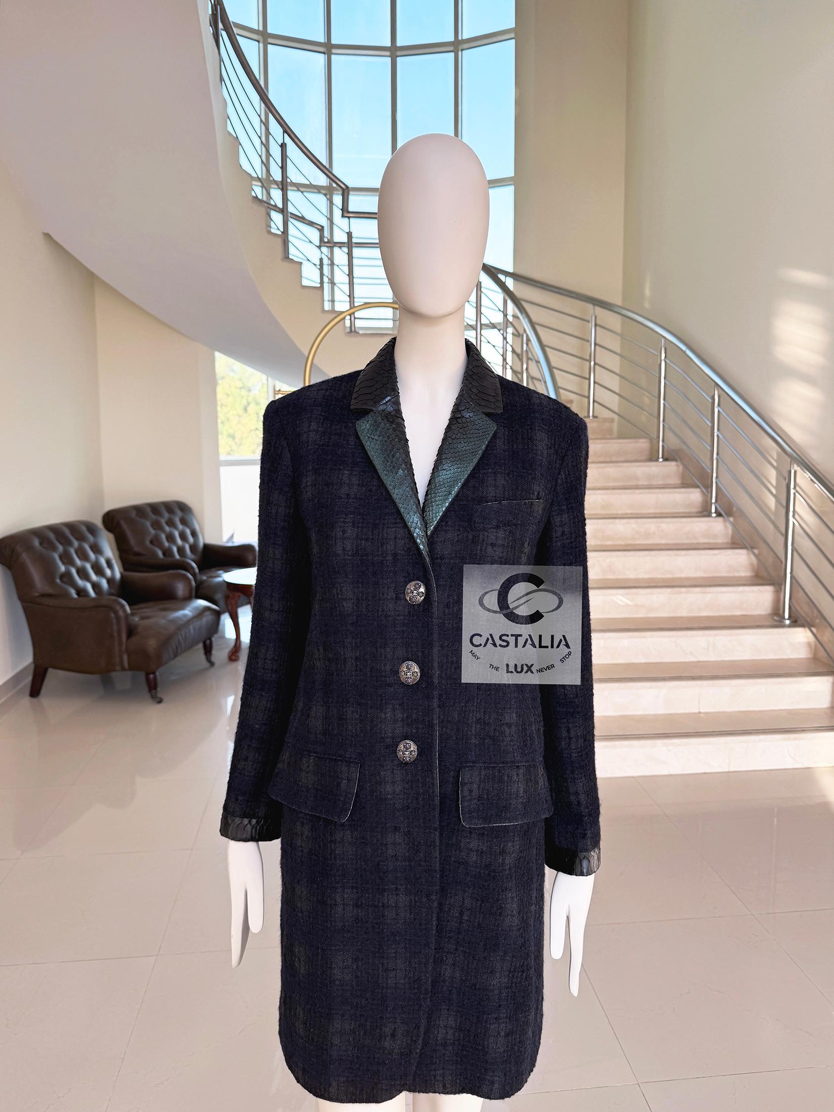 Chanel Rare Paris / Edinburgh CC Gripoix Buttons Tweed Jacket 36 FR For Sale 4