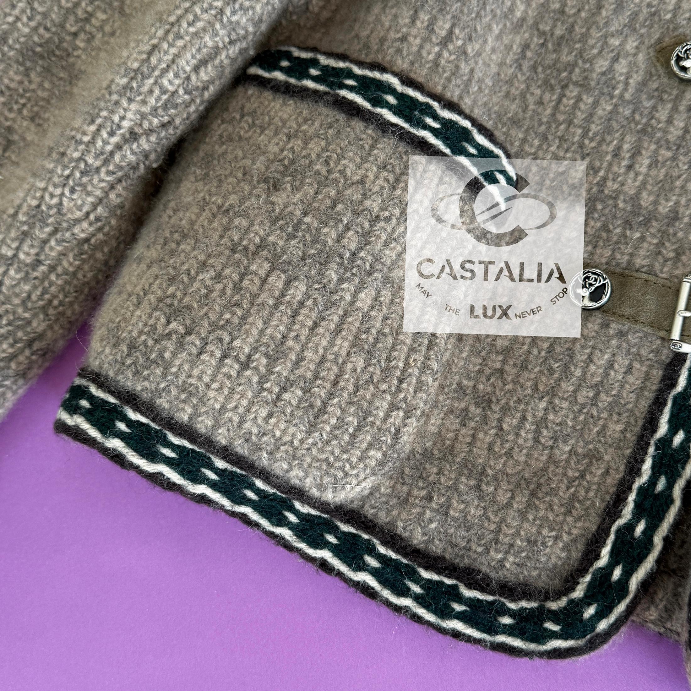 Chanel Rare Paris / Salzburg Relaxed Cashmere Jacket 36 FR en venta 6