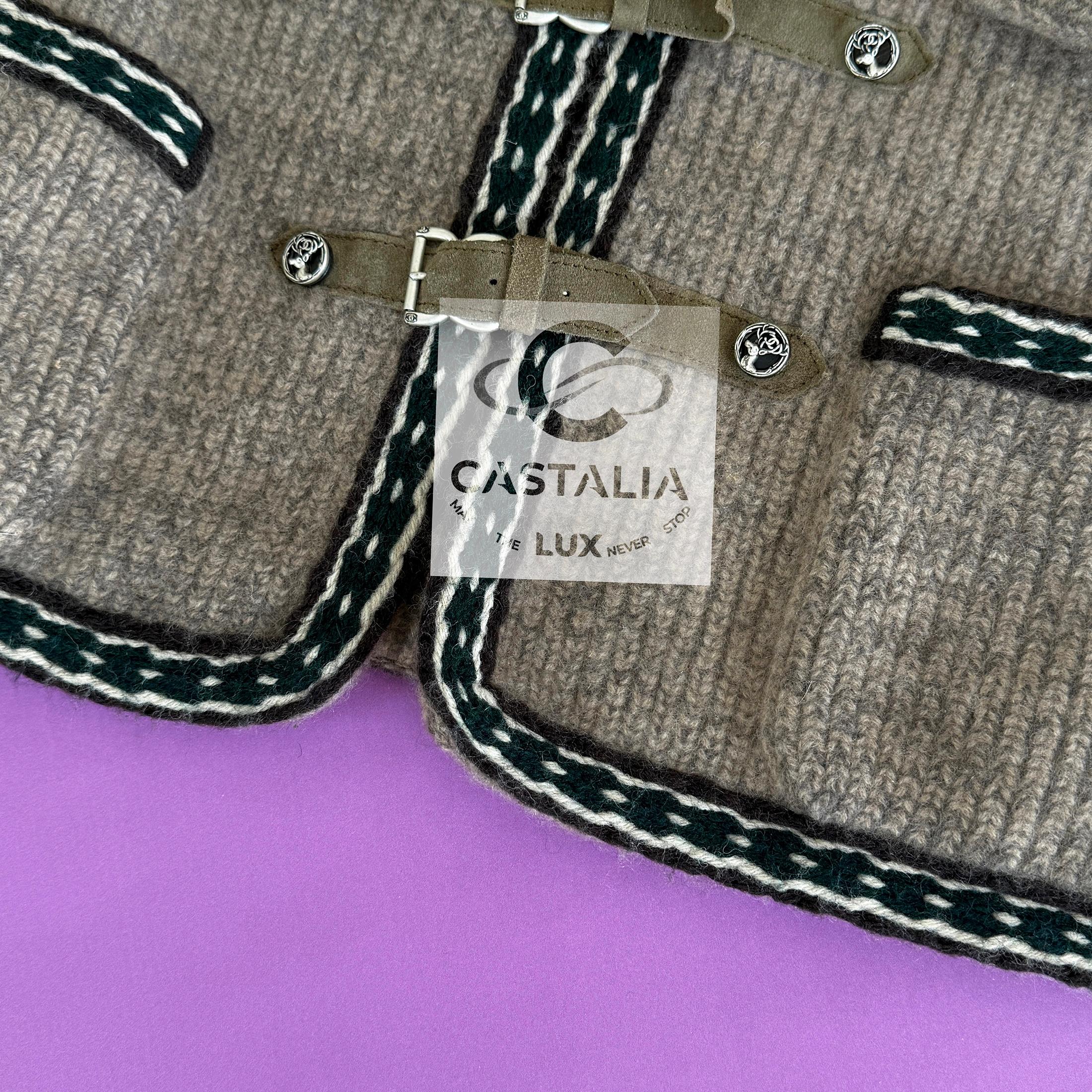 Chanel Rare Paris / Salzburg Relaxed Cashmere Jacket 36 FR en venta 10