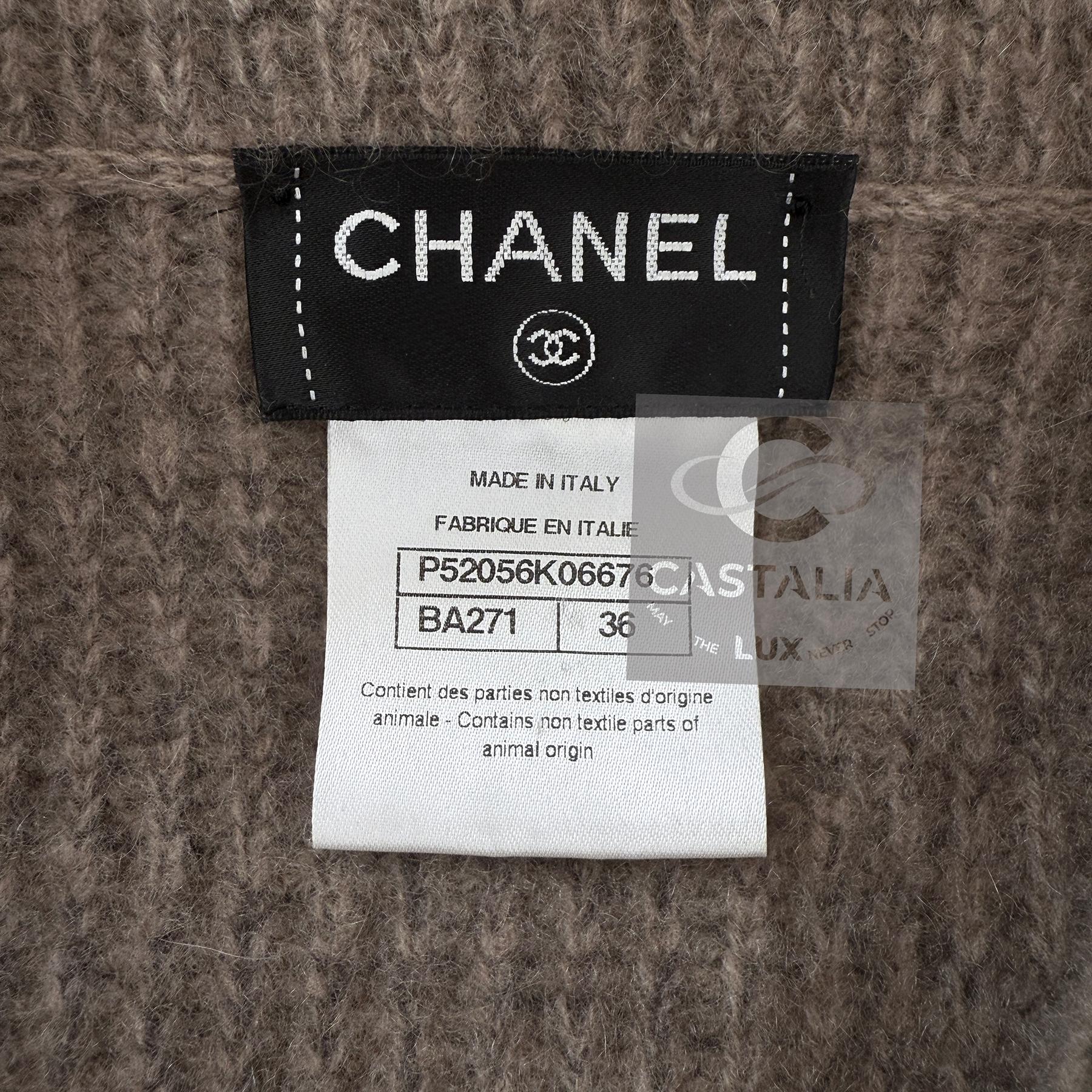 Chanel Rare Paris / Salzburg Relaxed Cashmere Jacket 36 FR en venta 12