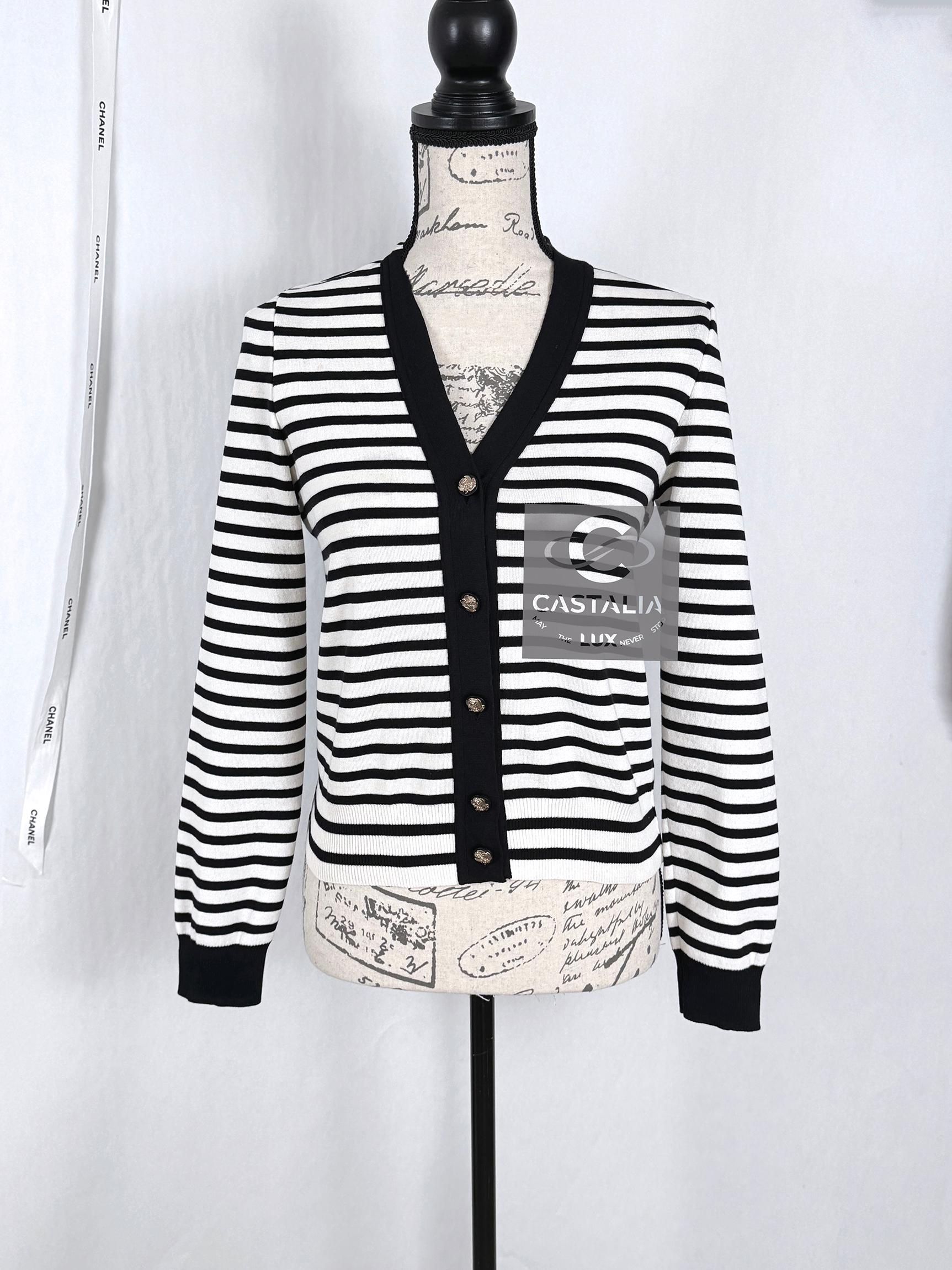 Chanel Rare Paris / Venice Maritime Cardigan For Sale 2