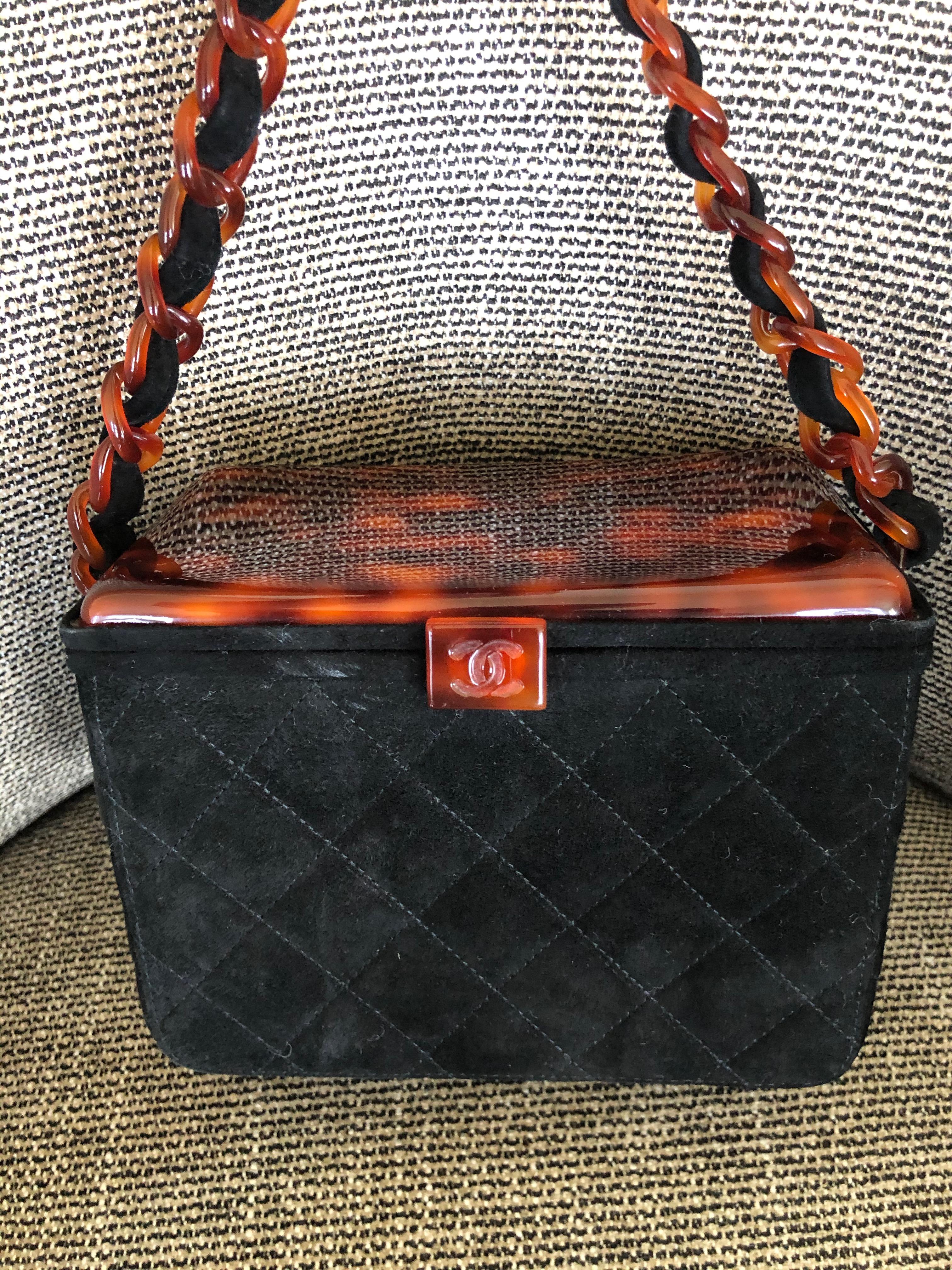 Chanel Rare Quilted Sueded Box Bag with Faux Tortoise Top and Chain In Excellent Condition For Sale In Cloverdale, CA