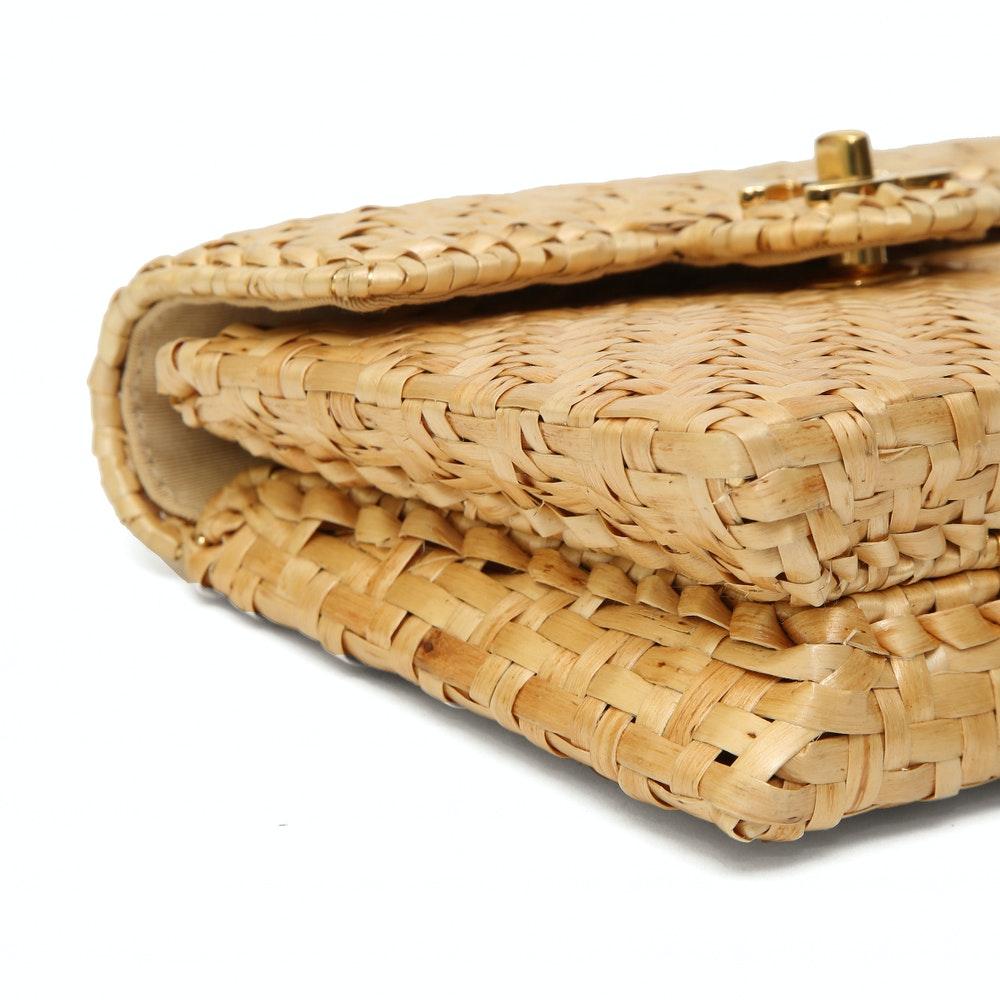 Beige Borsa a tracolla in rattan Chanel Rare