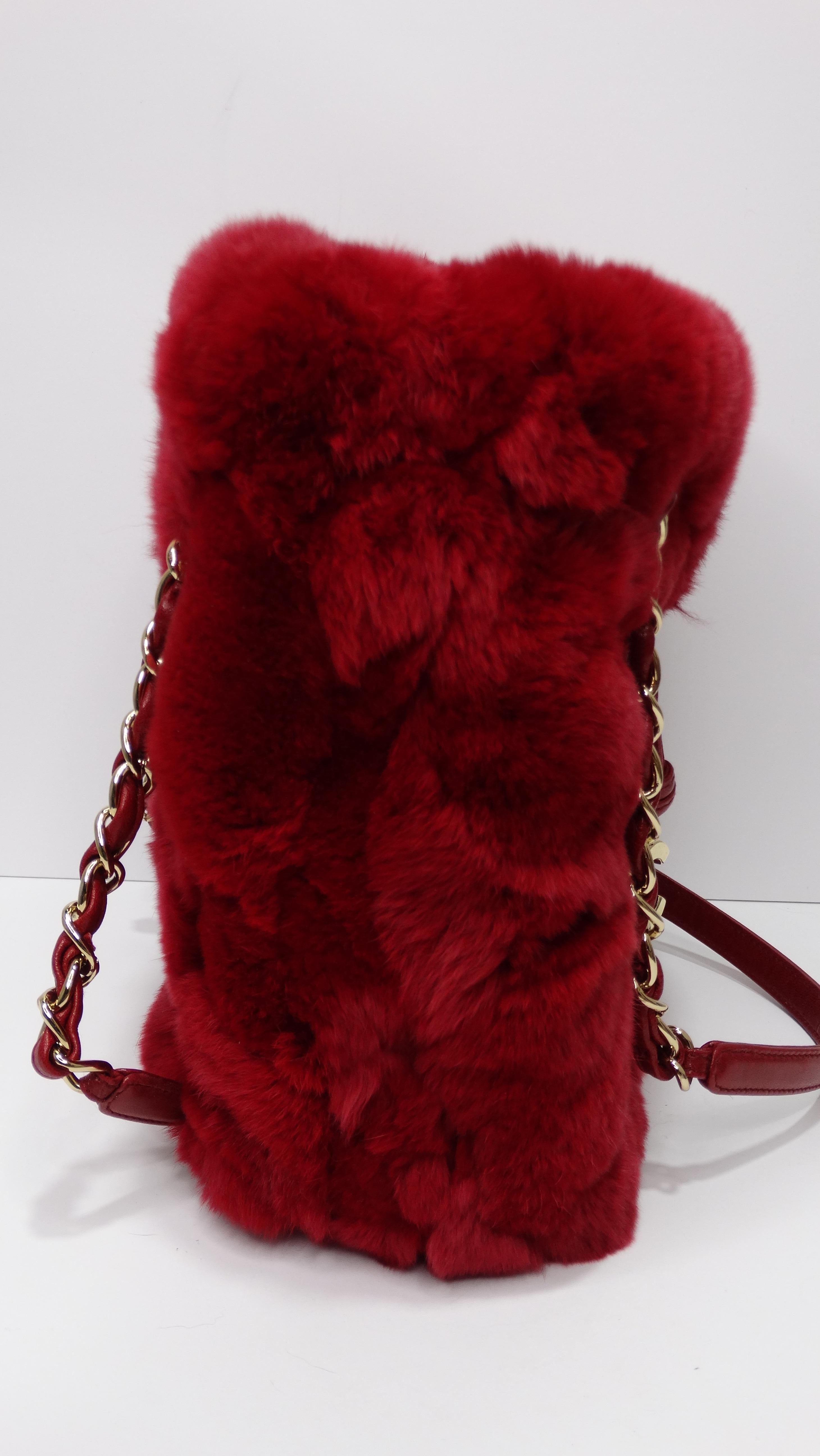CHANEL Rare Red Rabbit Fur CC Charm Small Tote In Excellent Condition In Scottsdale, AZ