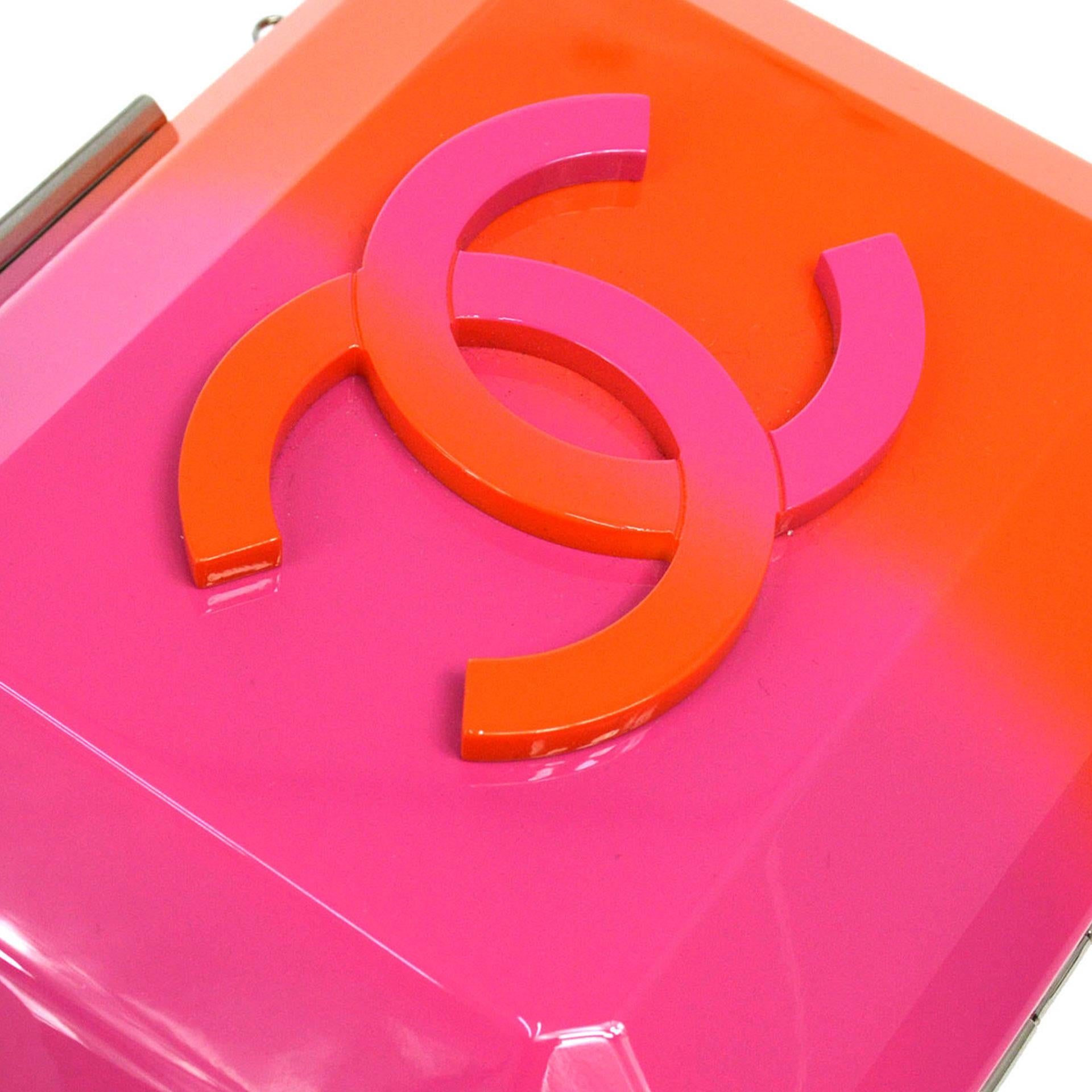 Chanel Rare Runway Pink & Orange Ombre Resin Plexiglass Brick Clutch Minaudière In Excellent Condition In Miami, FL