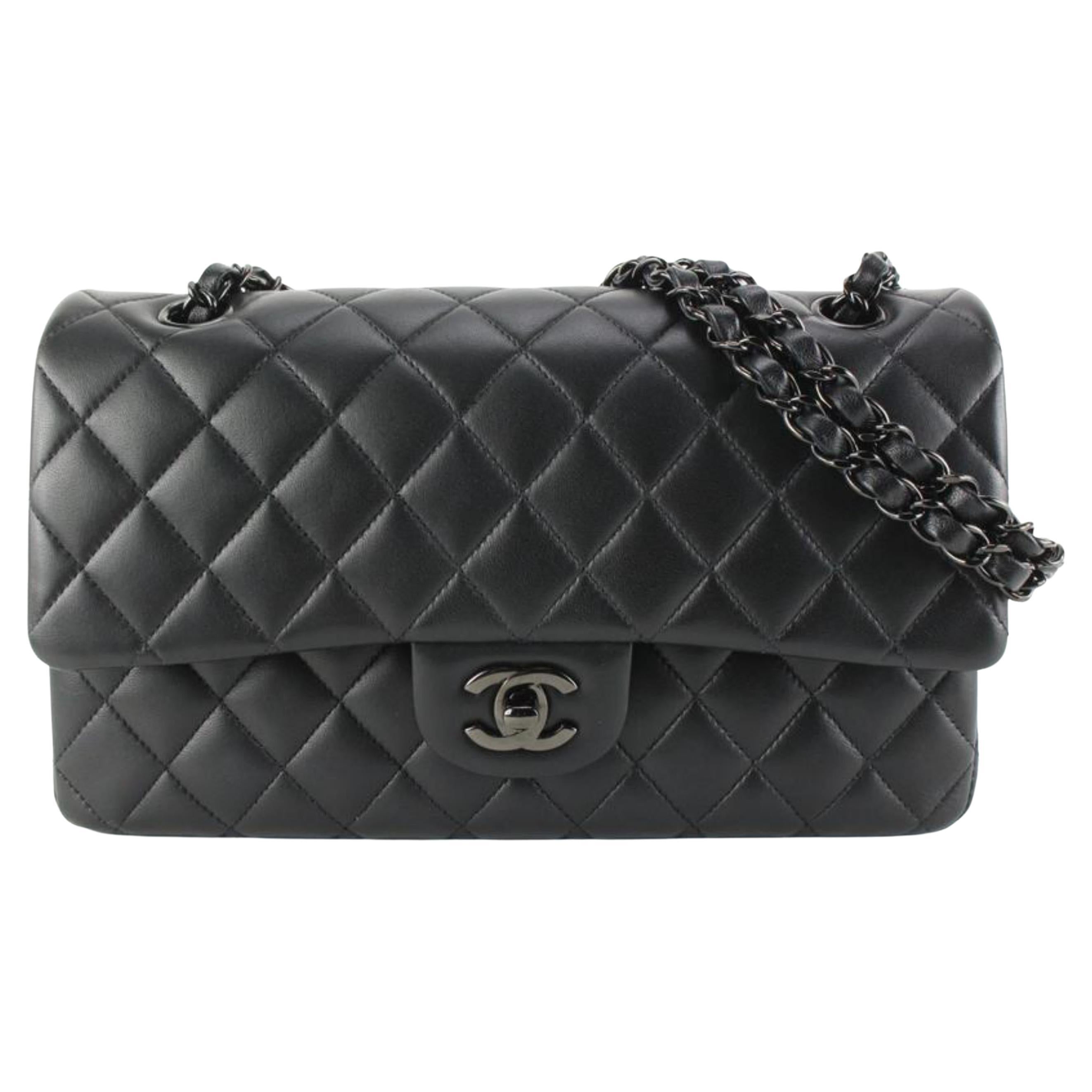 Chanel Rare So Black Quilted Lambskin Medium Classic Double Flap   56cc725s