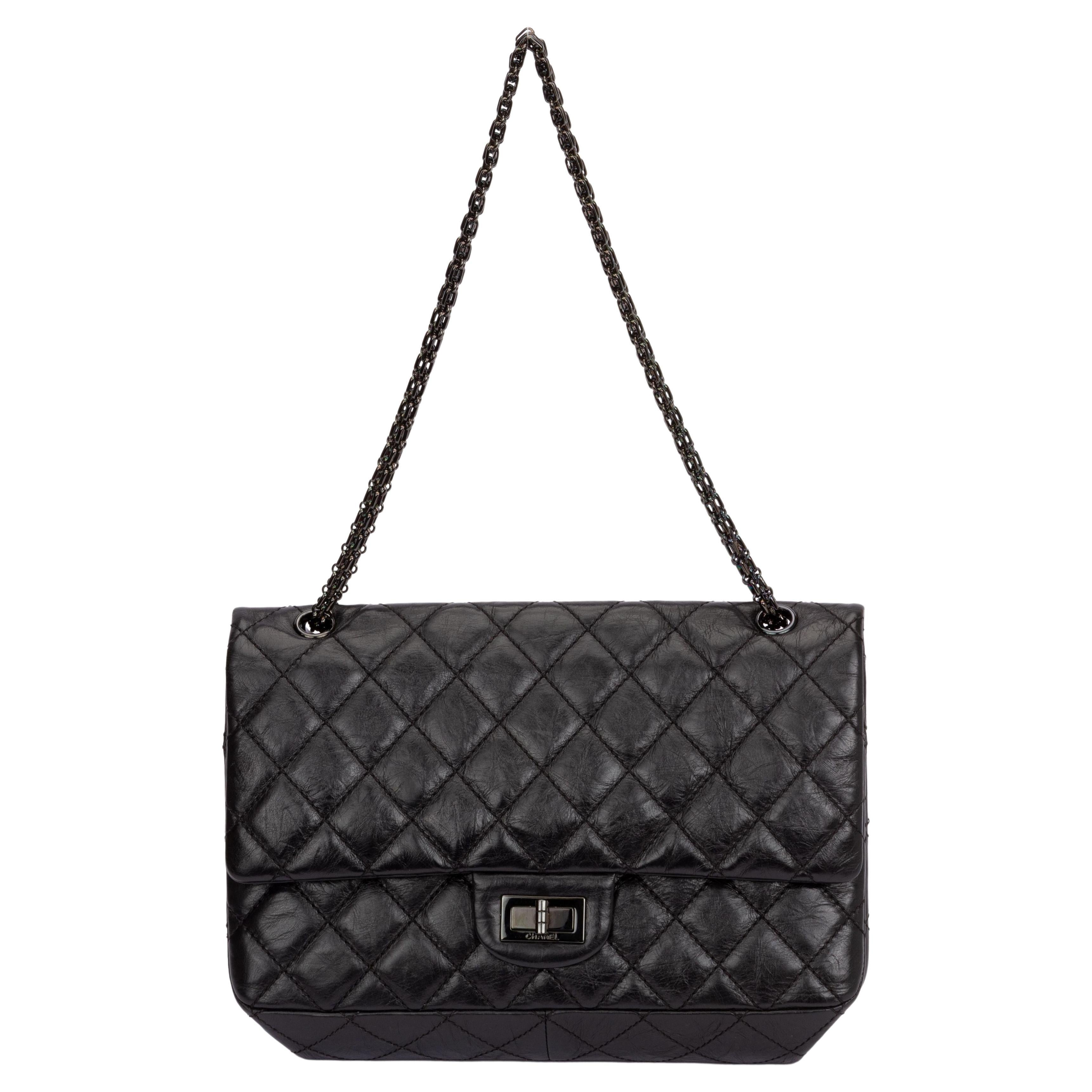 Chanel So Black Classic Jumbo Flap Bag ○ Labellov ○ Buy and Sell