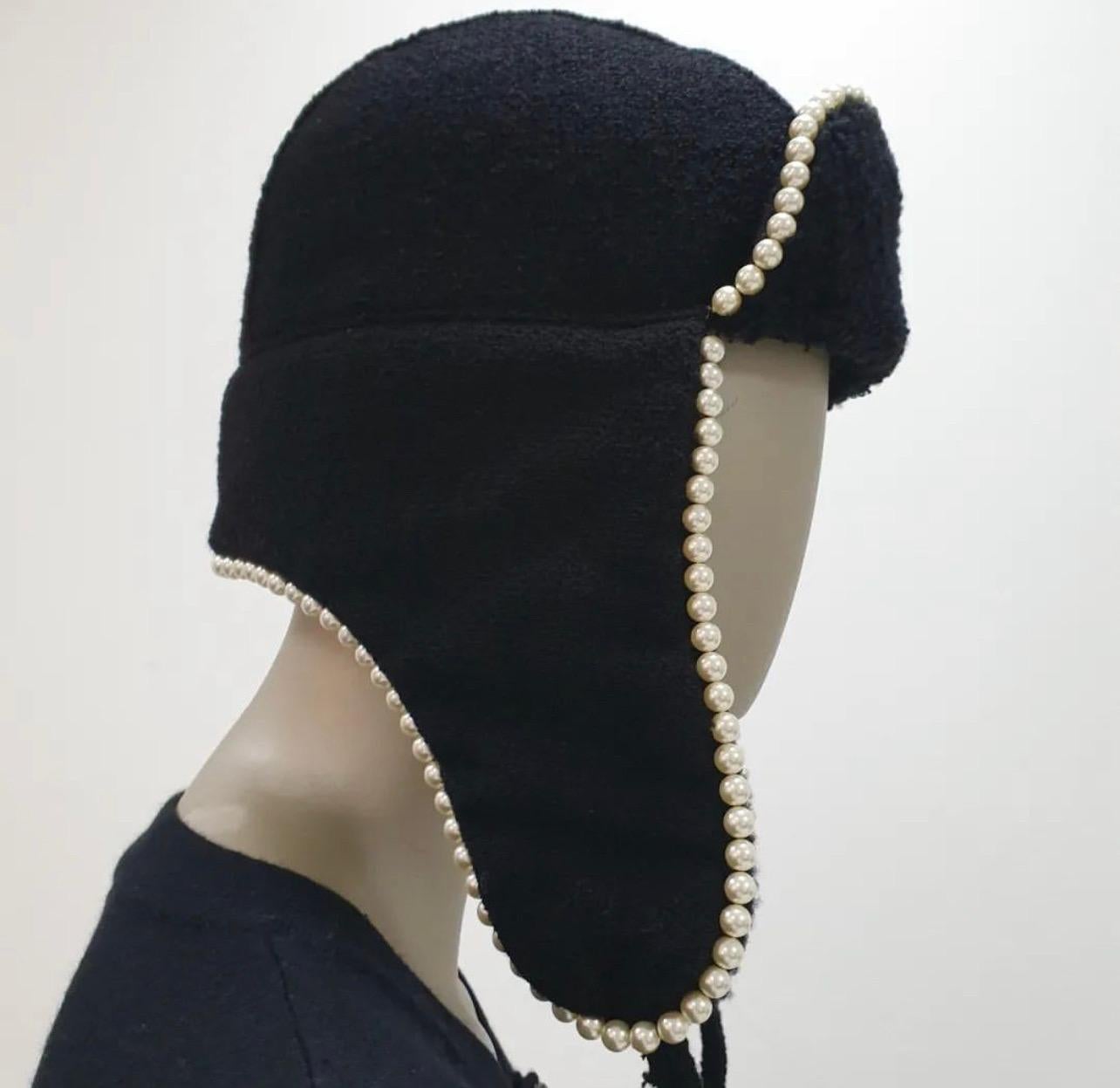 Chanel Rare Trapper Pearl Hat In Excellent Condition In Krakow, PL