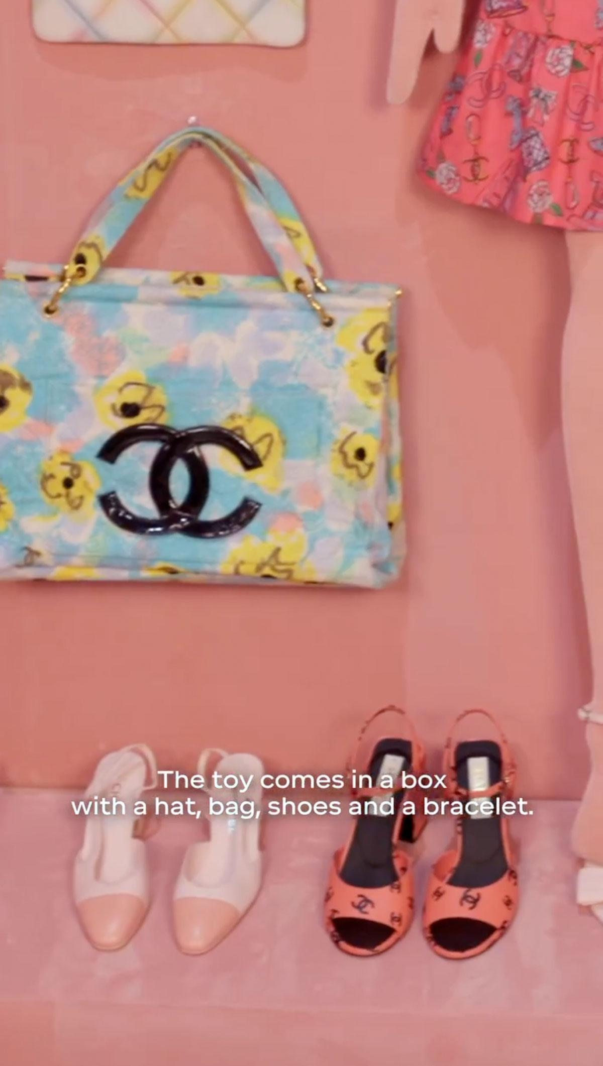Chanel Rare Vintage 1997 Floral Turquoise Quilted Logo CC Classic Kelly Flap Bag For Sale 4