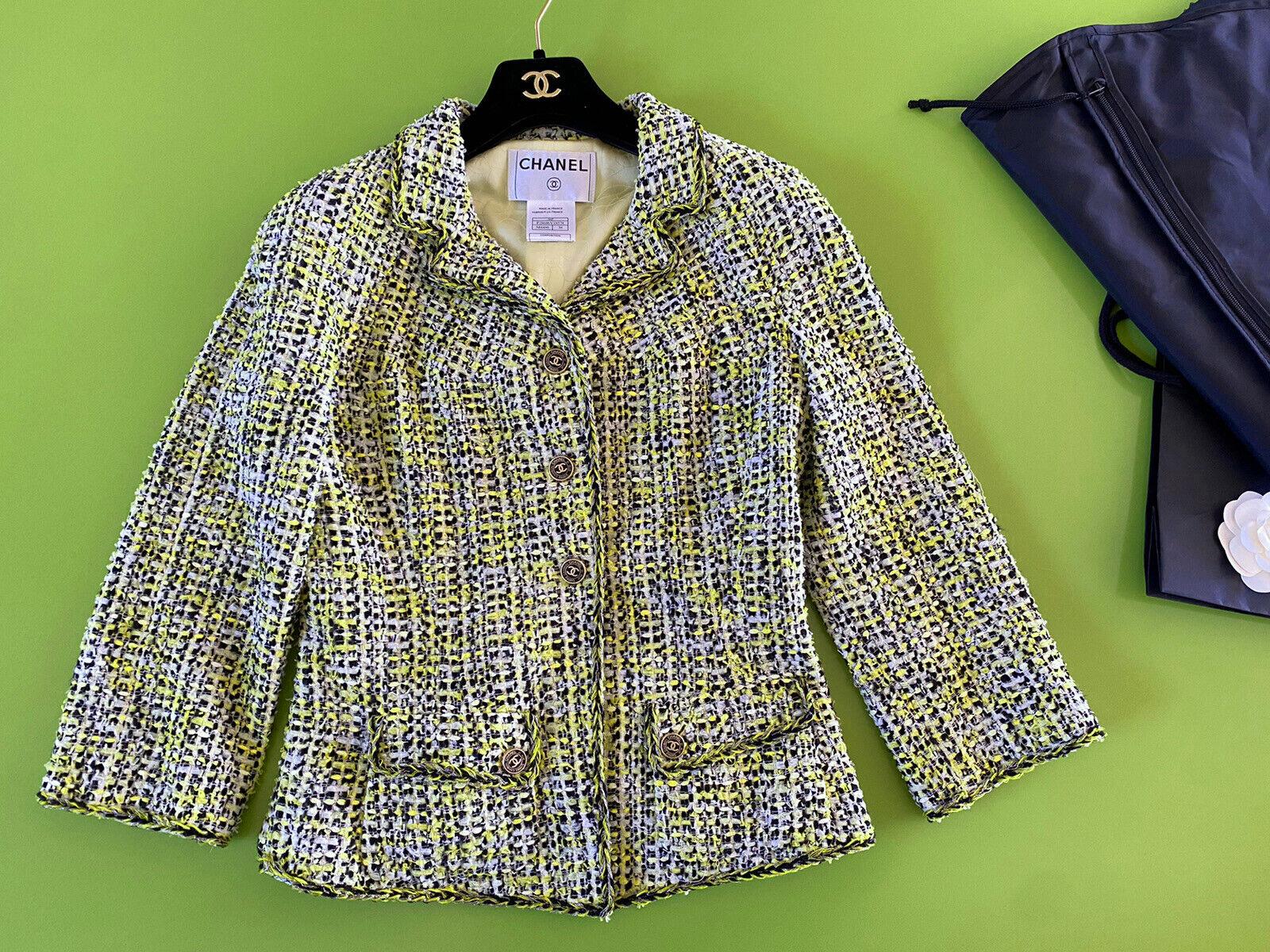 Chanel Rare Vintage 2006 Lime Green Tweed Jacket In Excellent Condition In Dubai, AE
