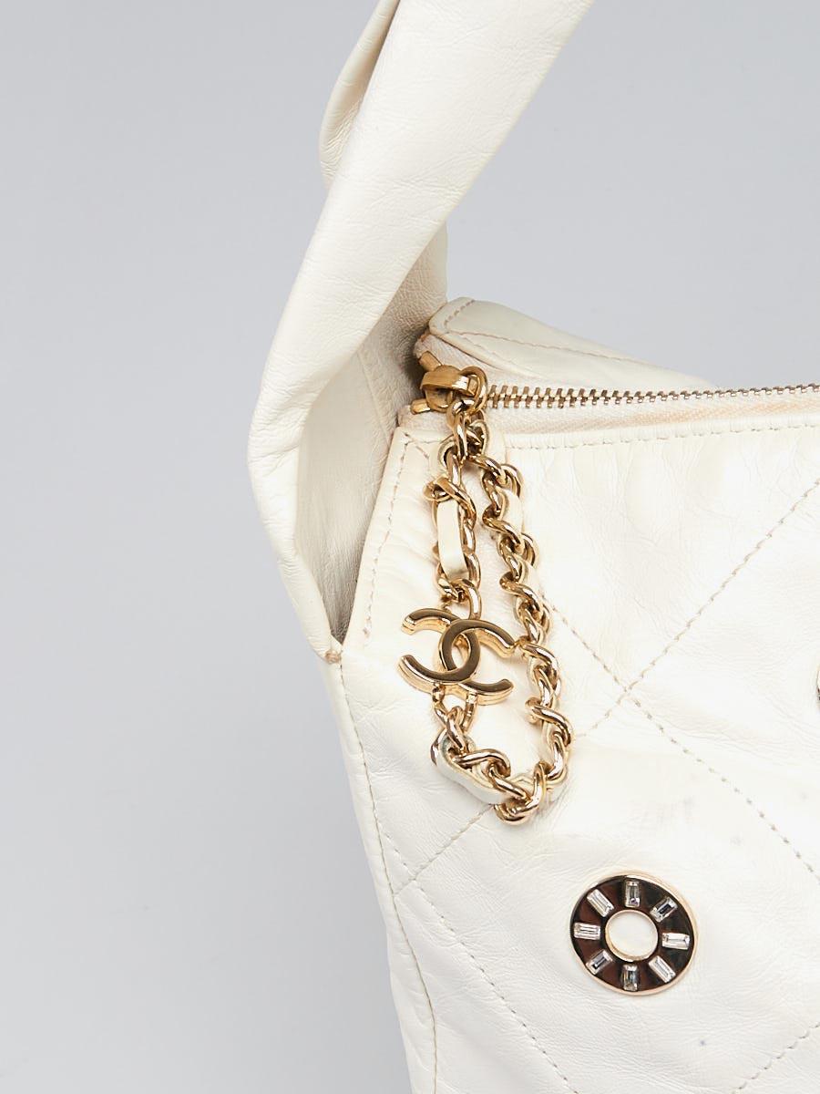 Chanel Rare Vintage 22 White Quilted Swarovski CharmShoulder Hobo Tote Bag For Sale 4