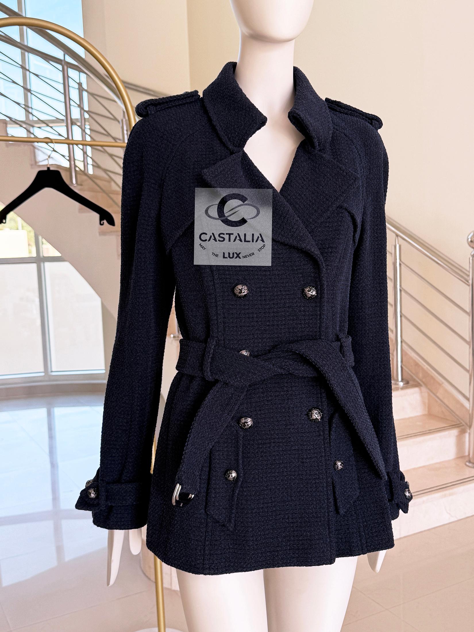 Trench-coat Chanel Rare Vintage Airplane Collection en tweed 38 FR en vente 14