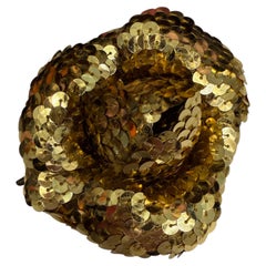 Chanel RARO Broche Camelia vintage todo de lentejuelas doradas probablemente de la colección 1985