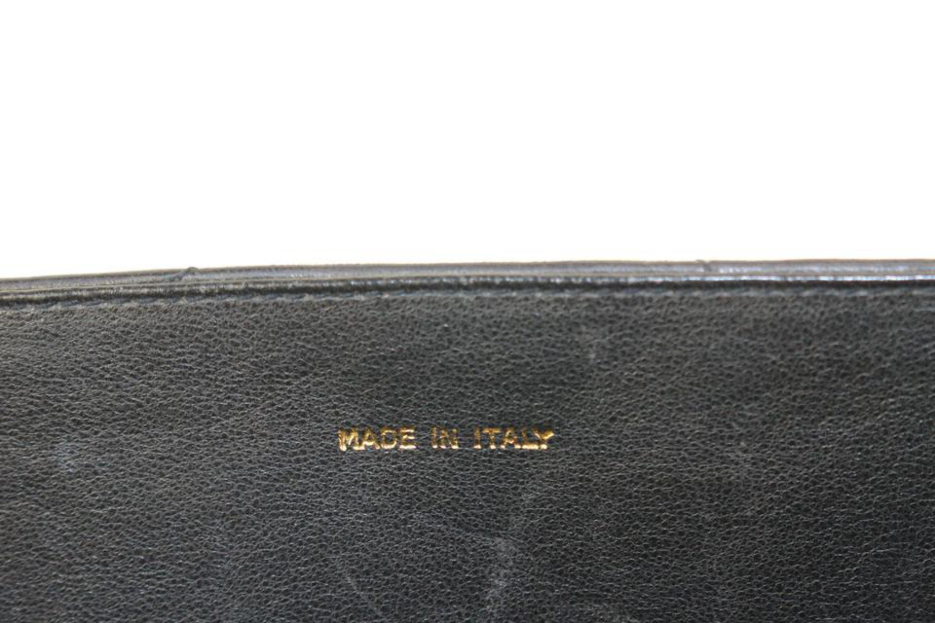 Chanel Rare Vintage Black Quilted Lambskin 19 Flap Crossbody 44cz518s en vente 6