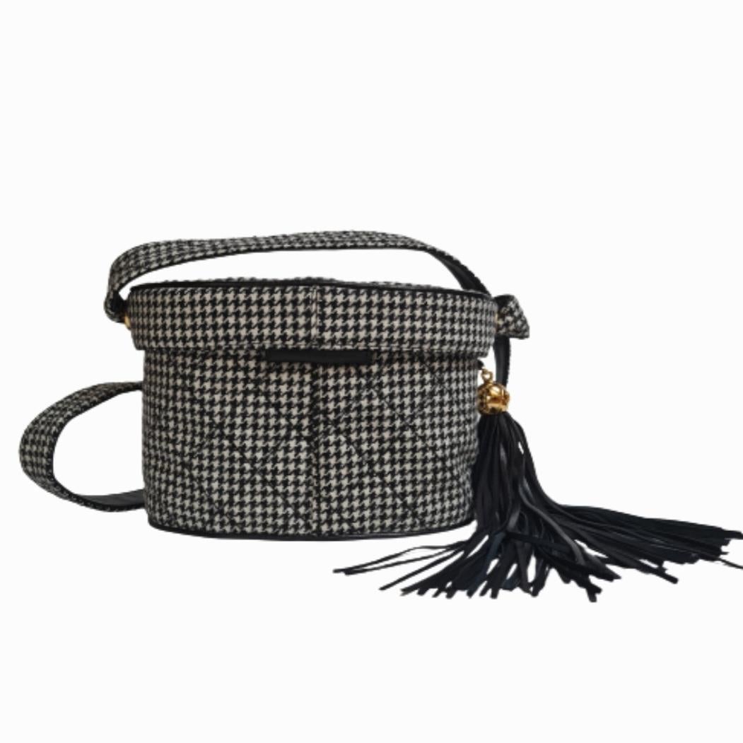 houndstooth chanel bag