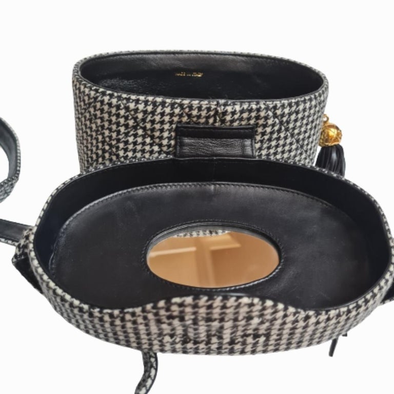 Chanel Vintage Houndstooth Vanity Case Crossbody Bag For Sale at 1stDibs